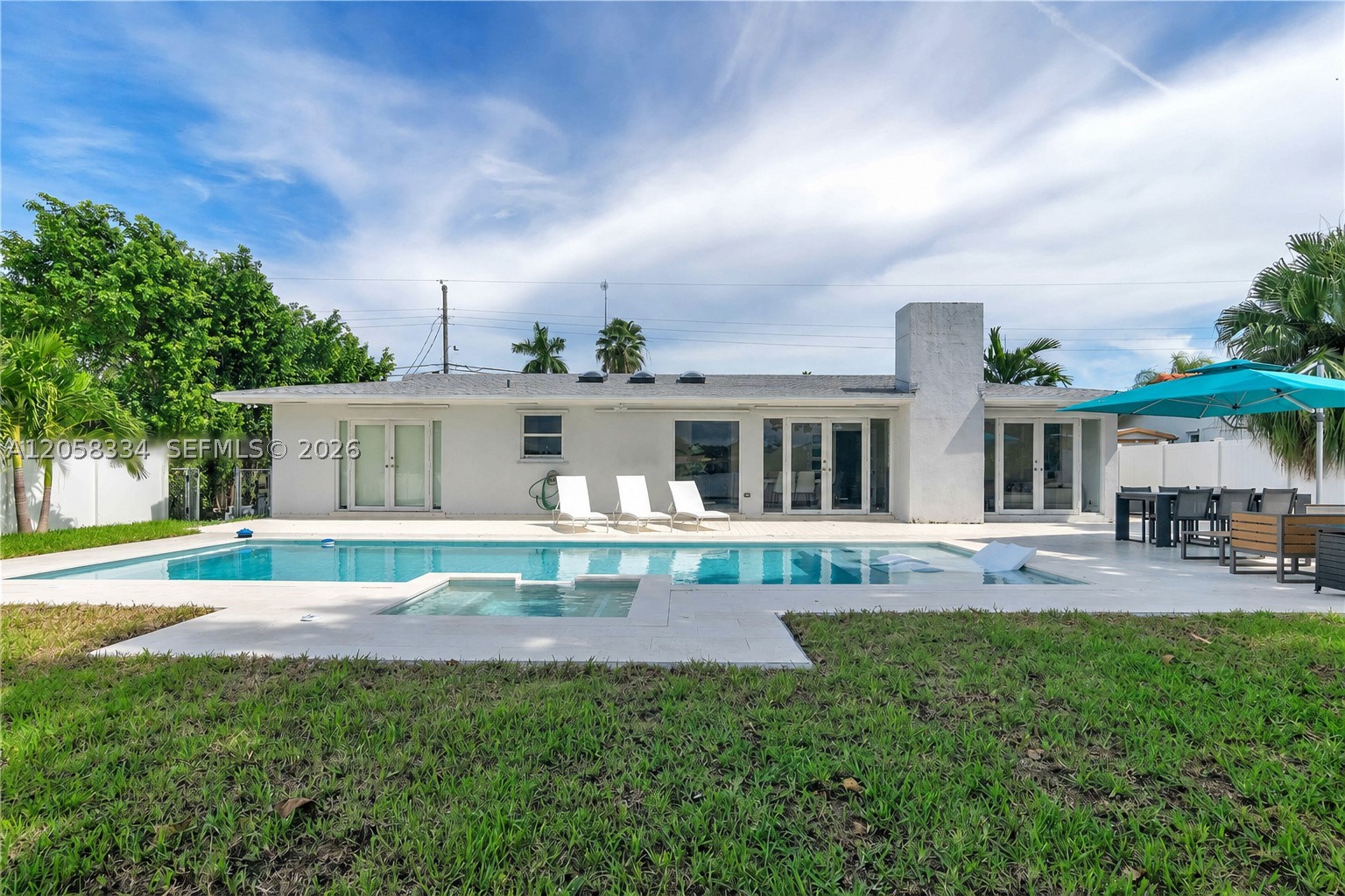 Aventura photo 5