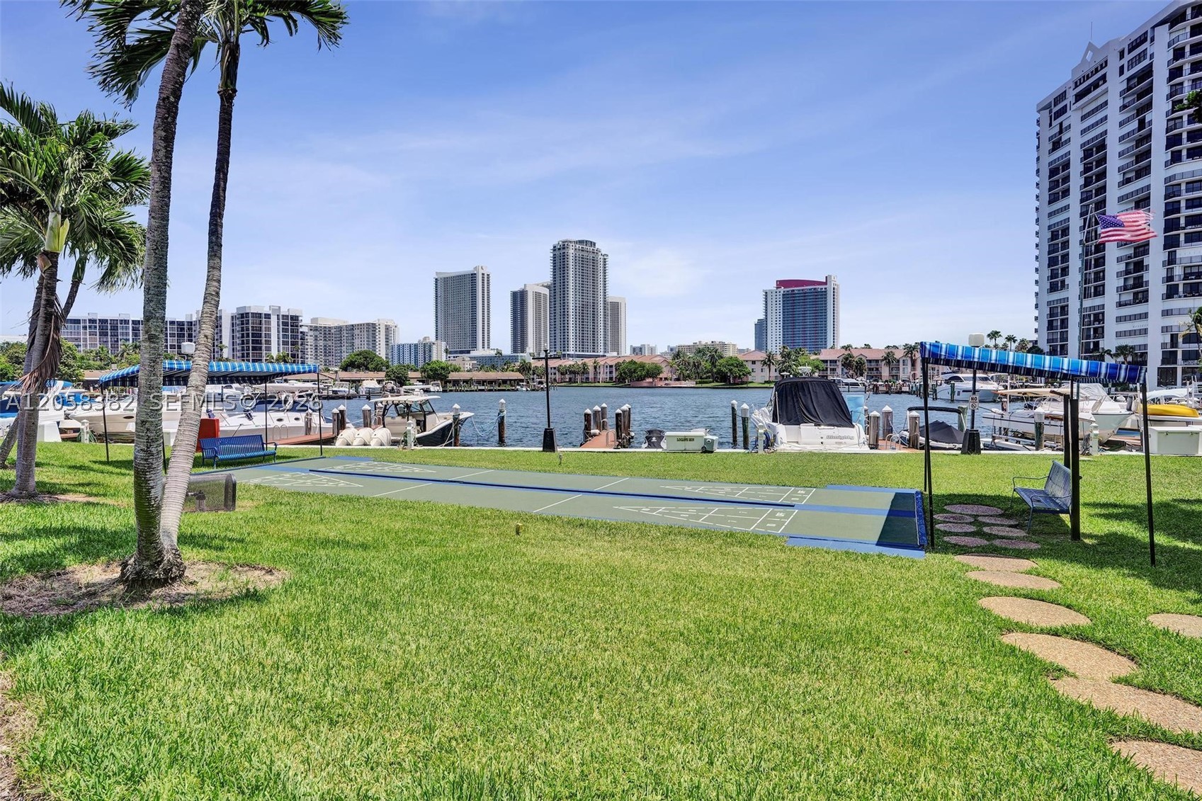 Hallandale Beach photo 4