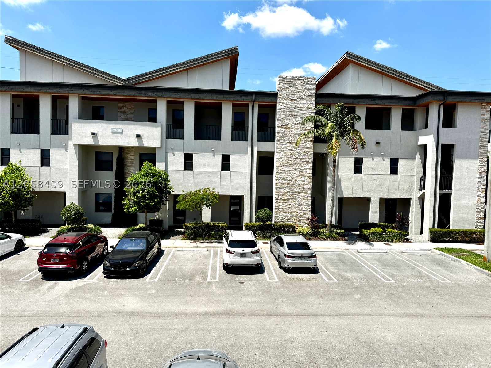 Doral photo 2