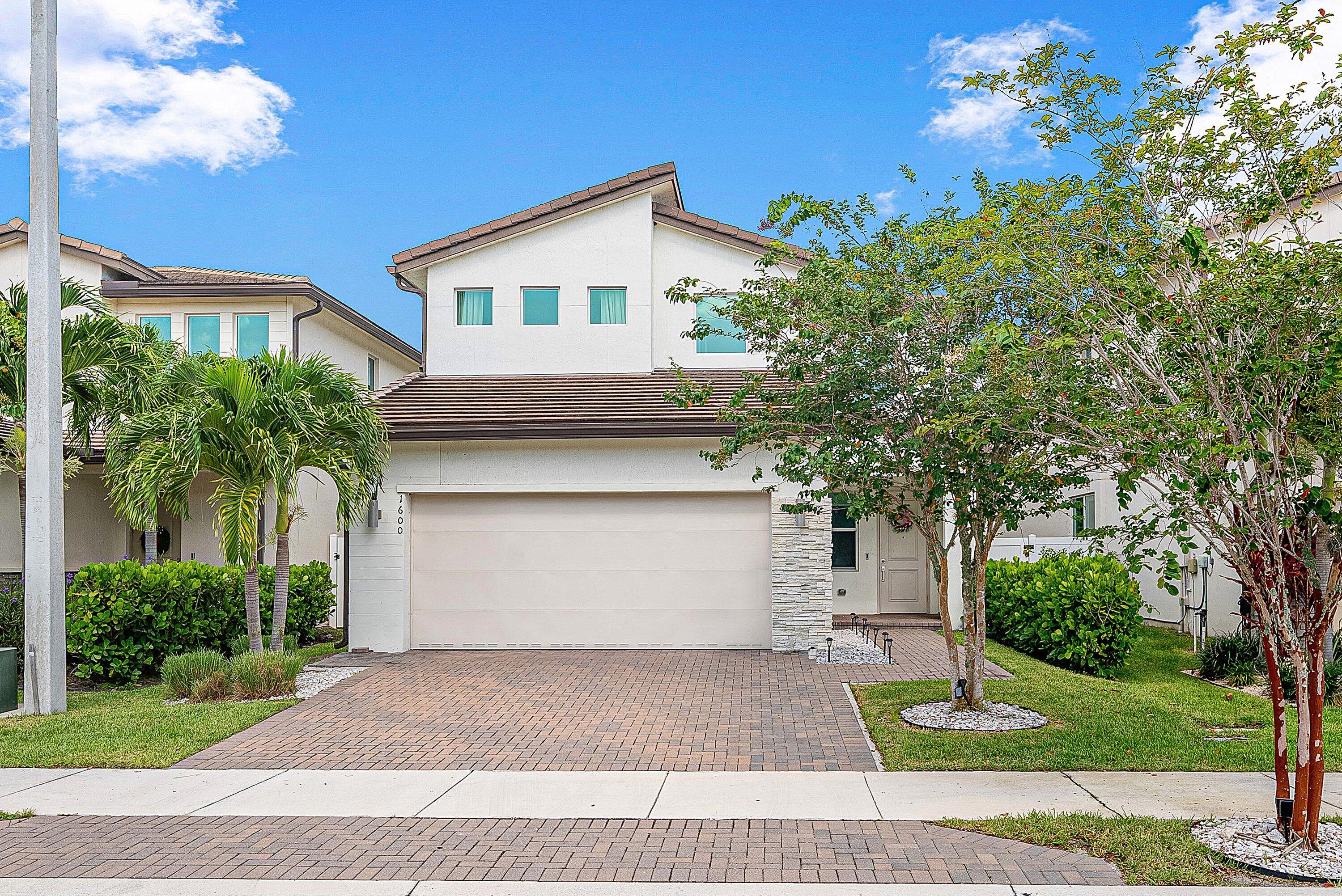 Delray Beach photo 1