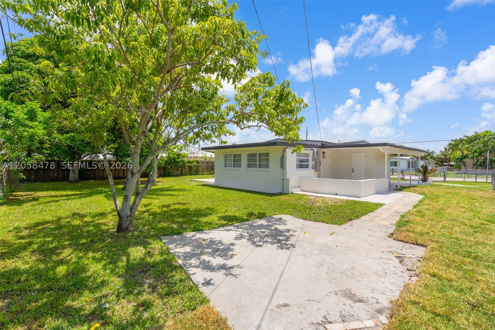 Miami Gardens photo 1