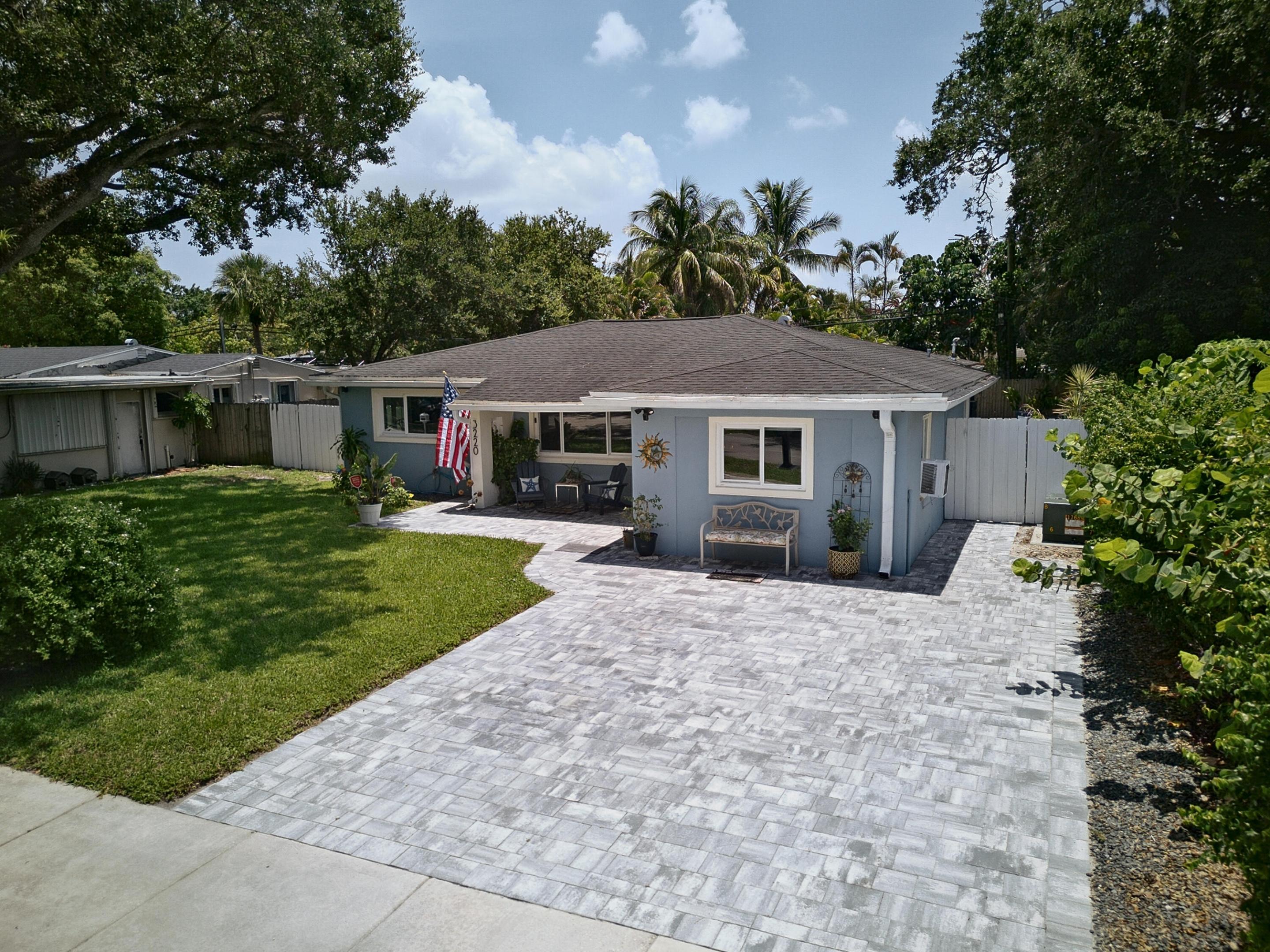 Fort Lauderdale photo 1