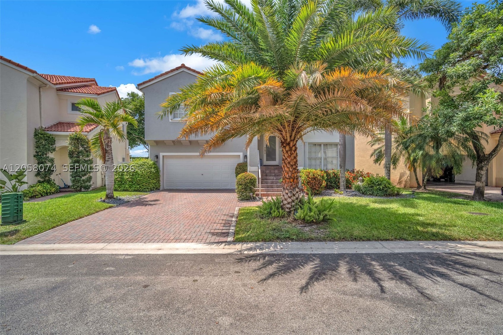 Pembroke Pines photo 2