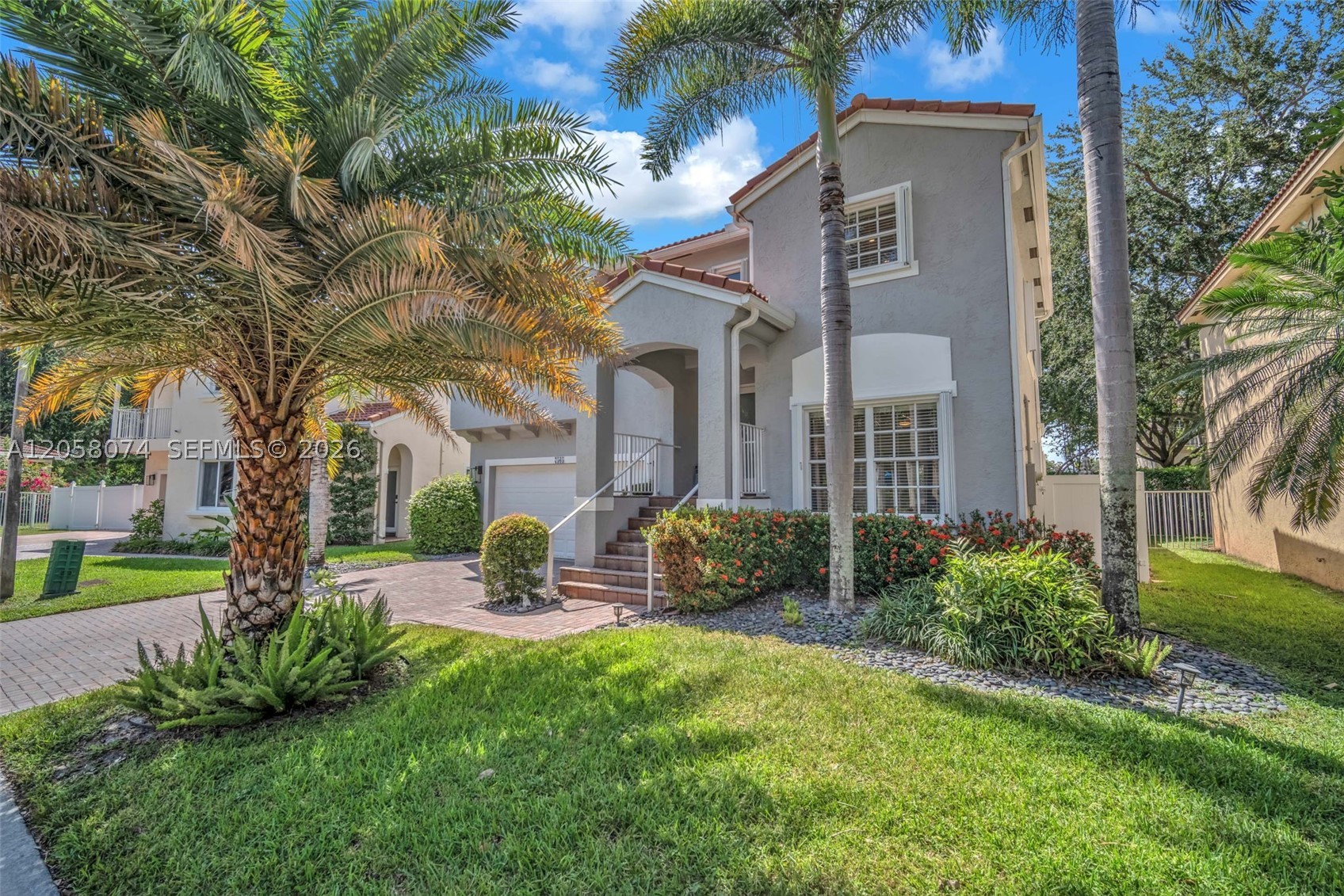 Pembroke Pines photo 3