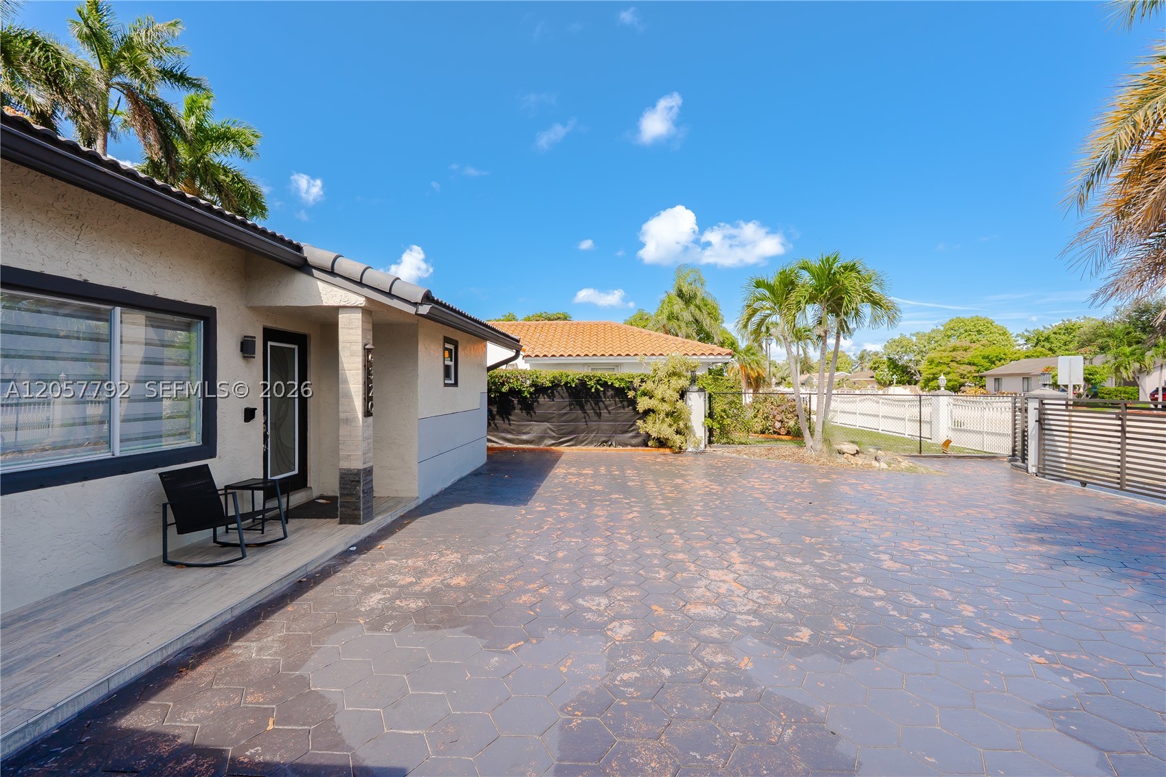 Hialeah photo 4