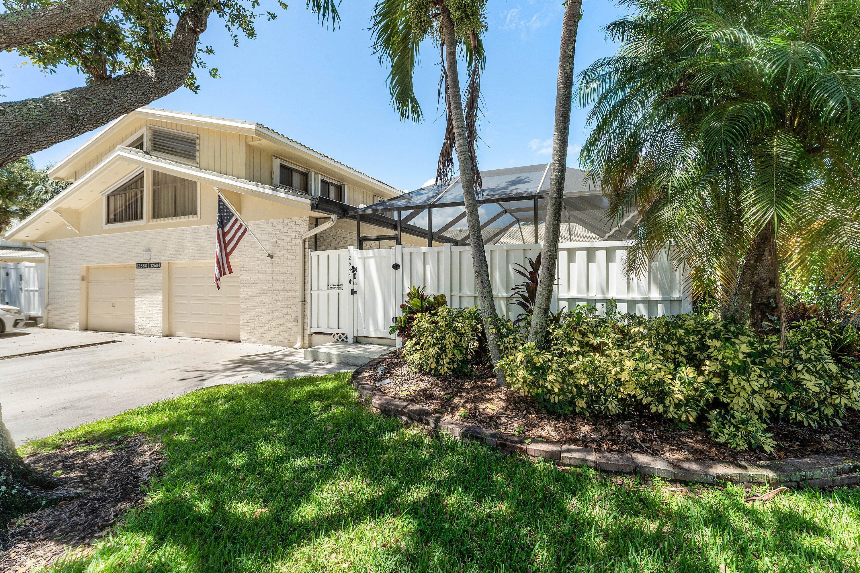 Palm Beach Gardens photo 1