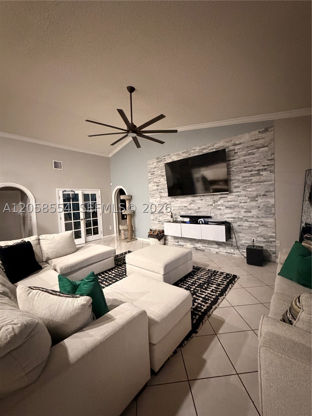 Pembroke Pines photo 3