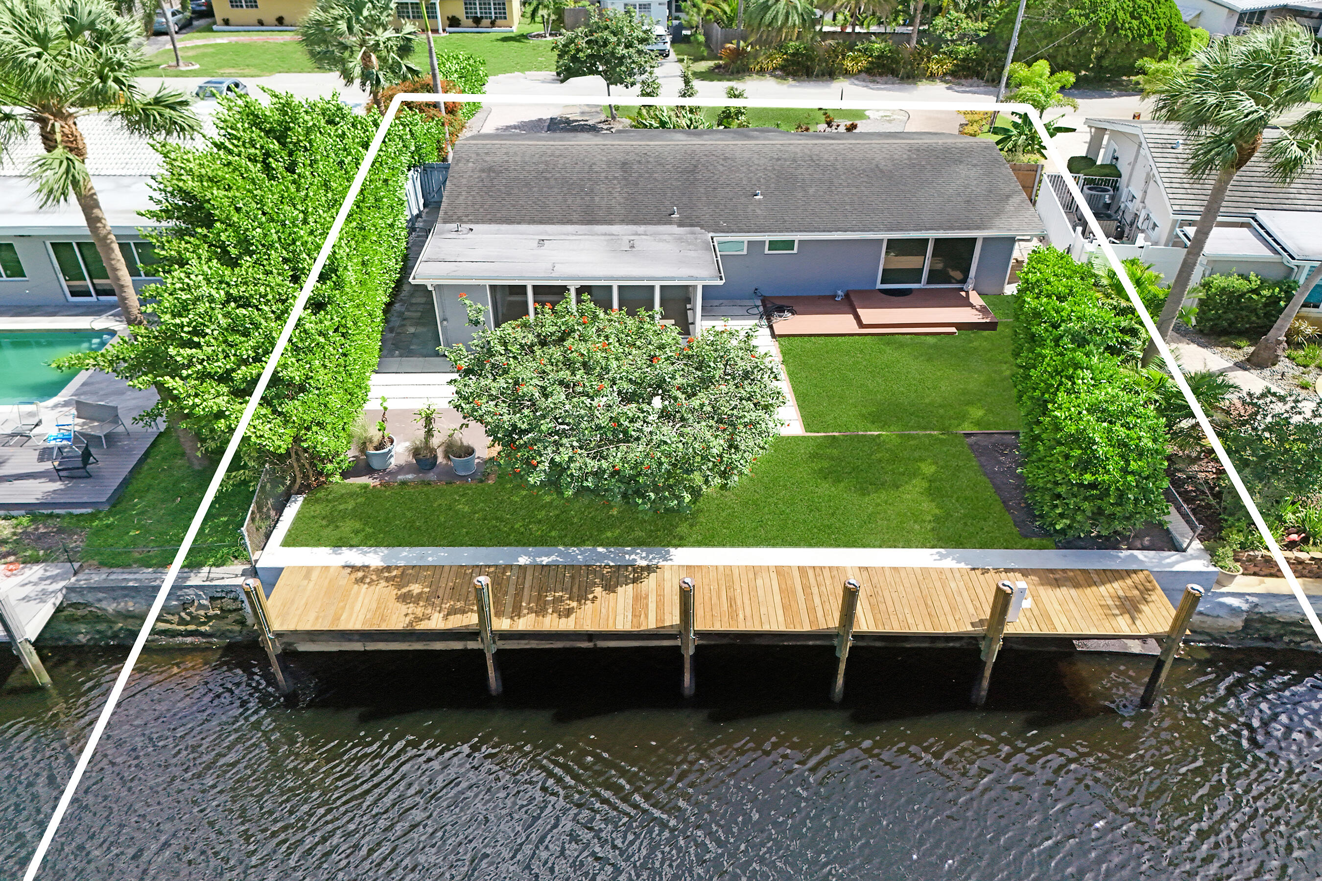 Wilton Manors photo 4
