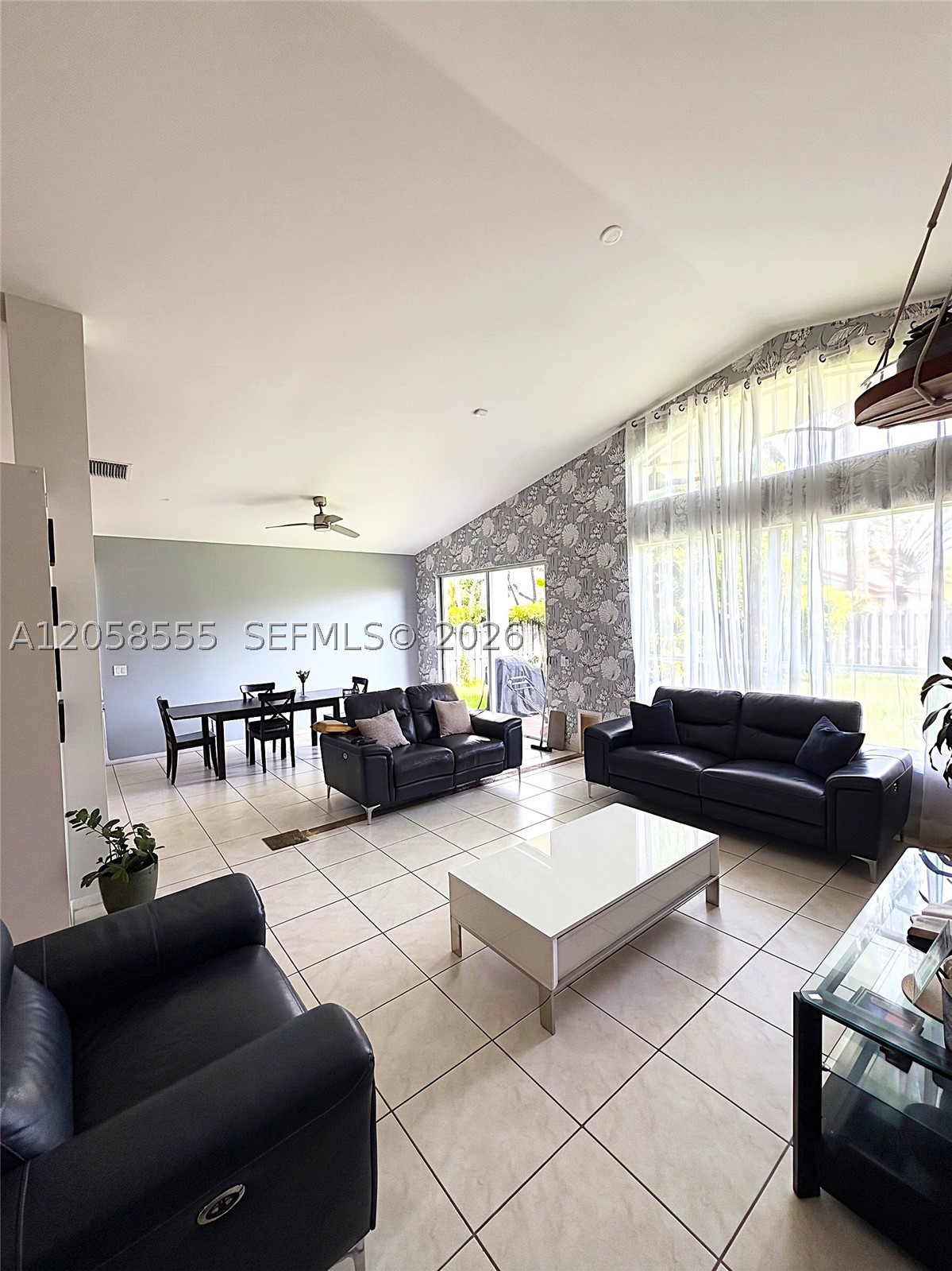 Pembroke Pines photo 4