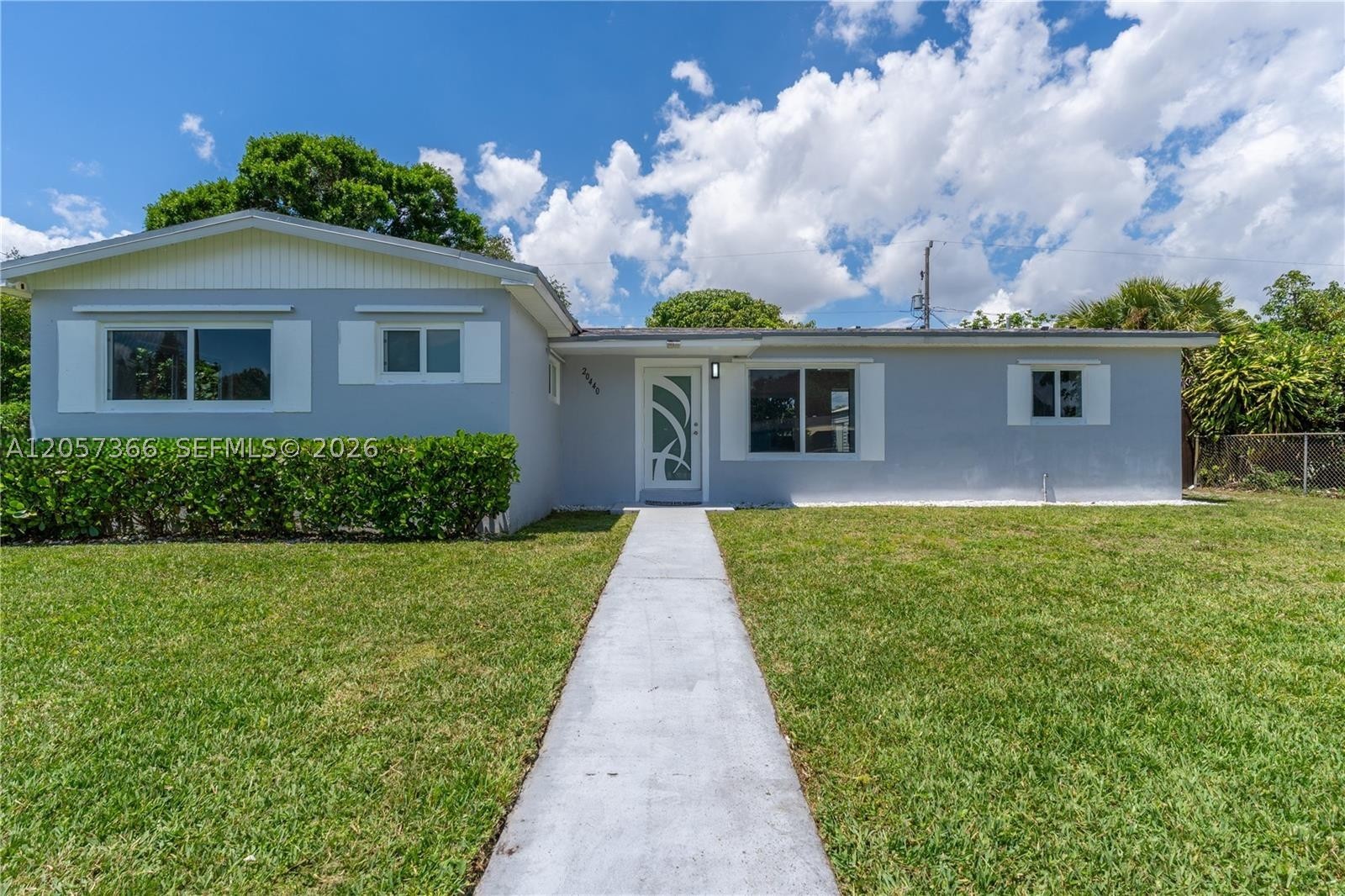 Miami Gardens photo 1