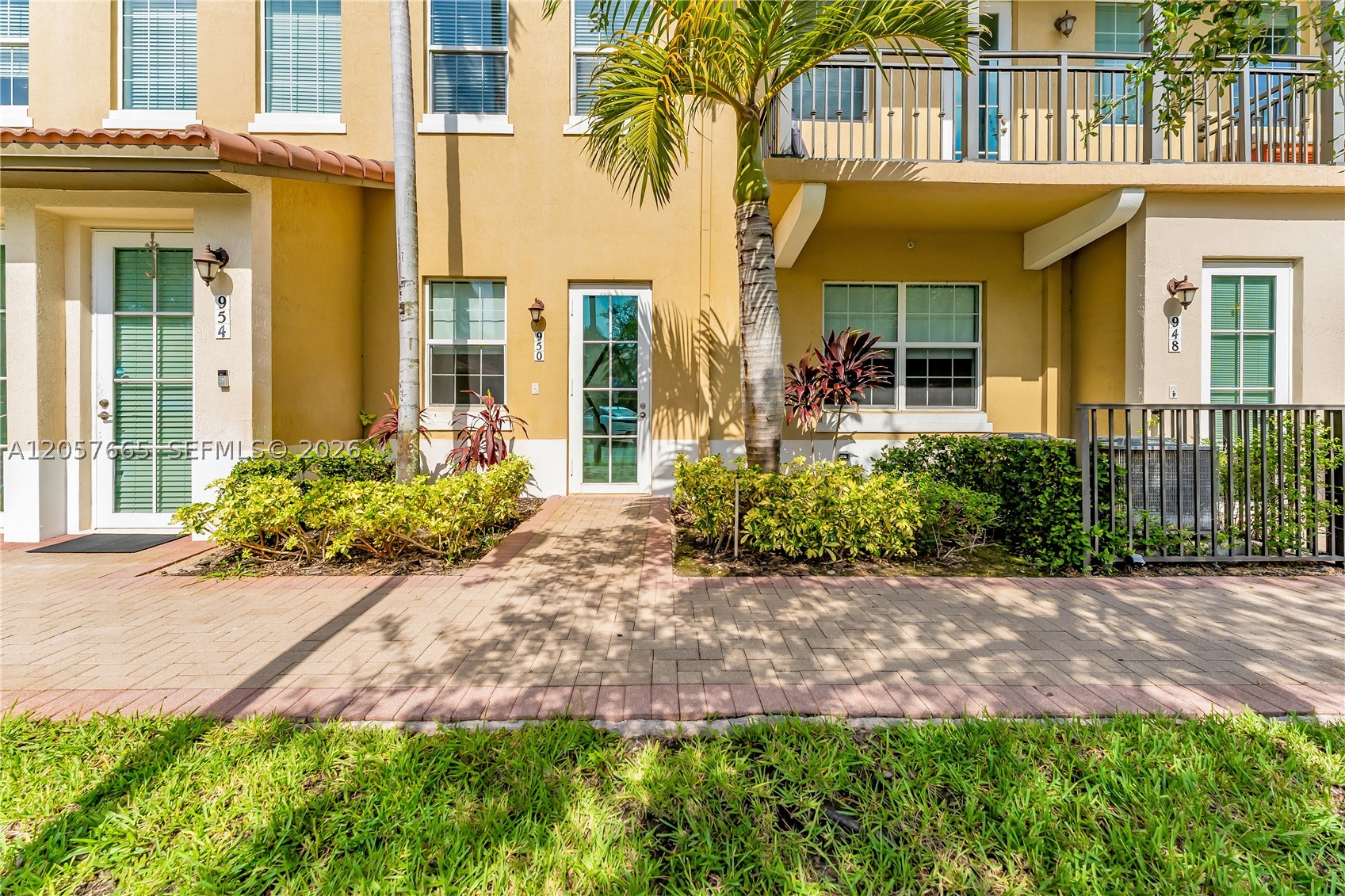 Pembroke Pines photo 5
