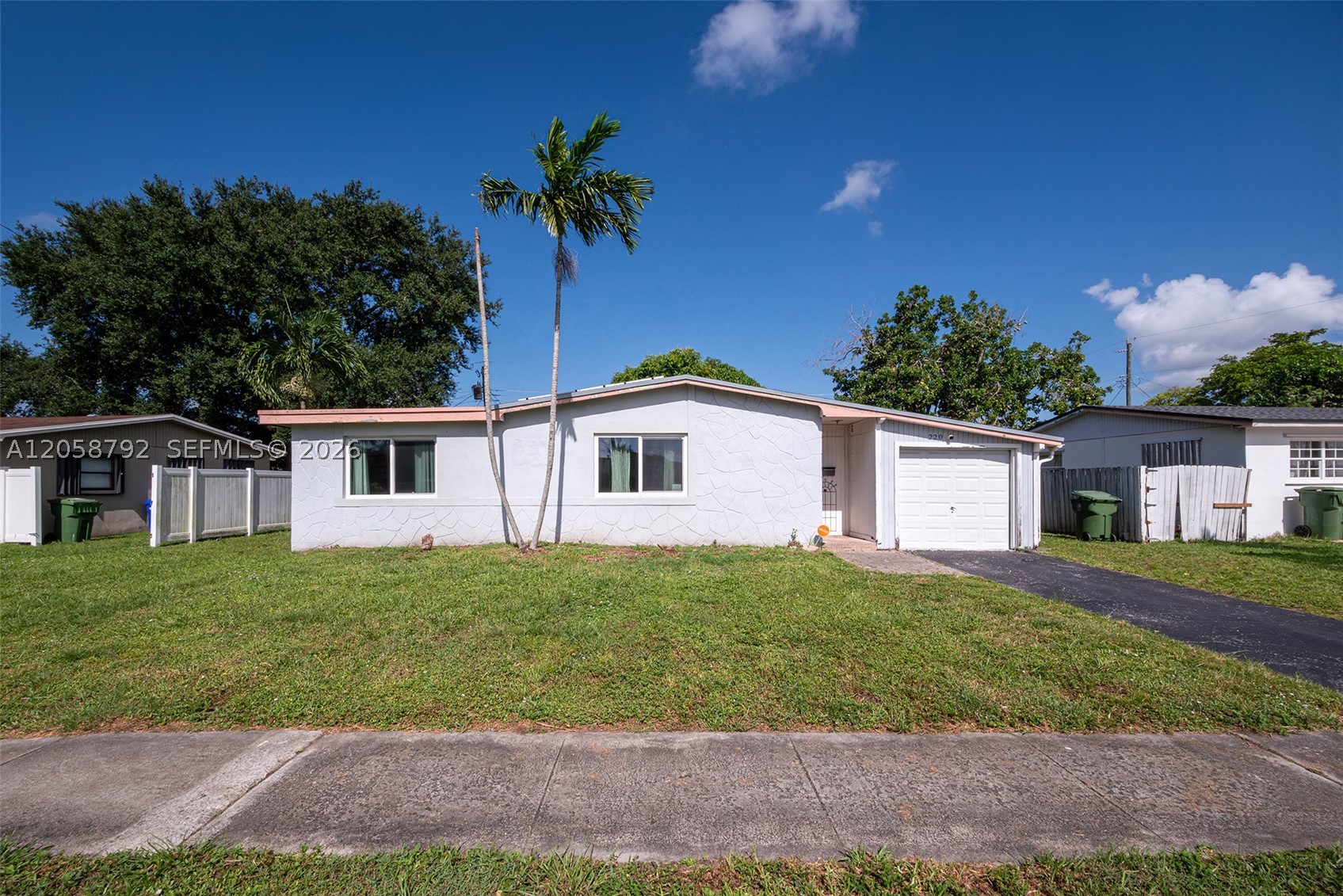 Pembroke Pines photo 1
