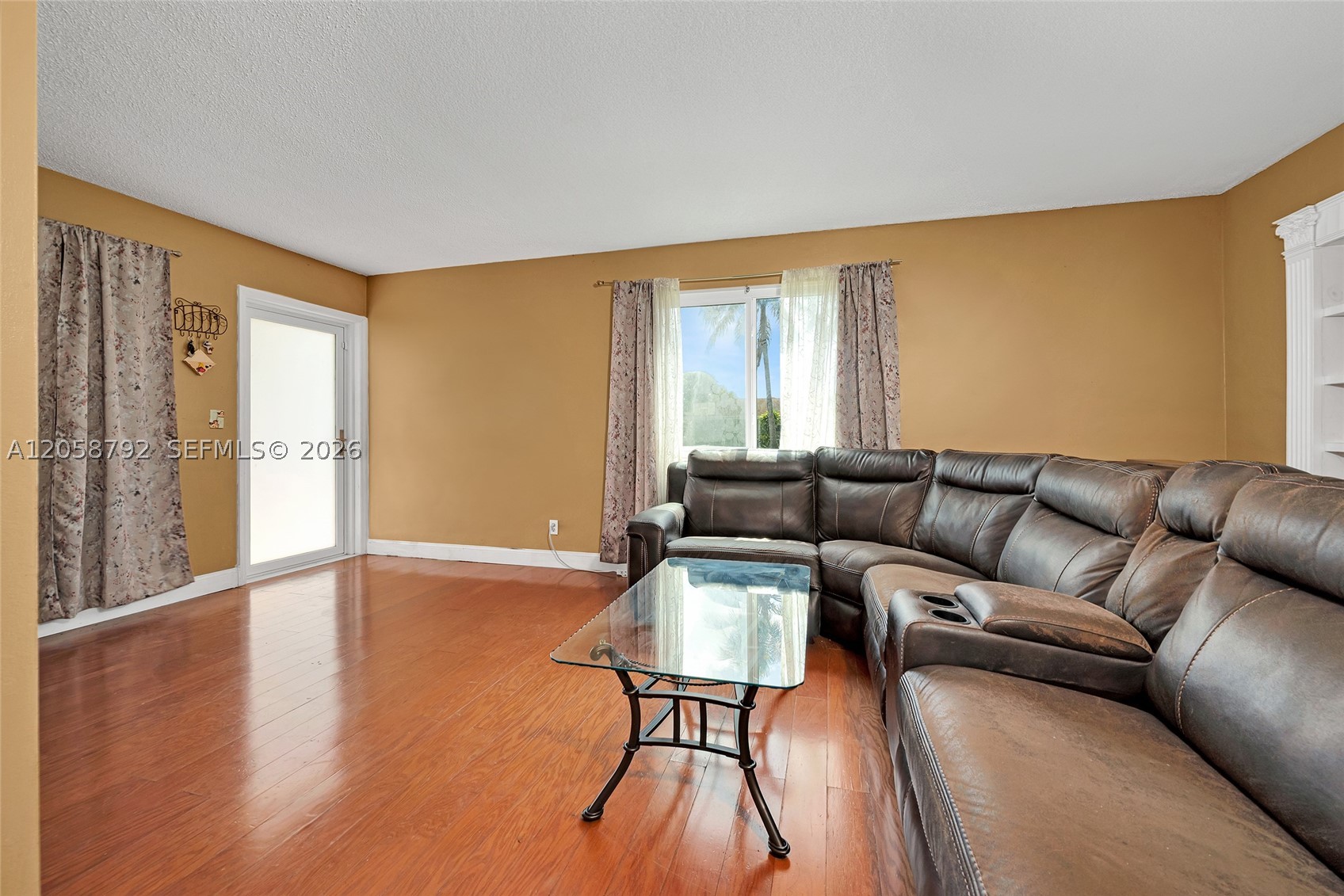 Pembroke Pines photo 4