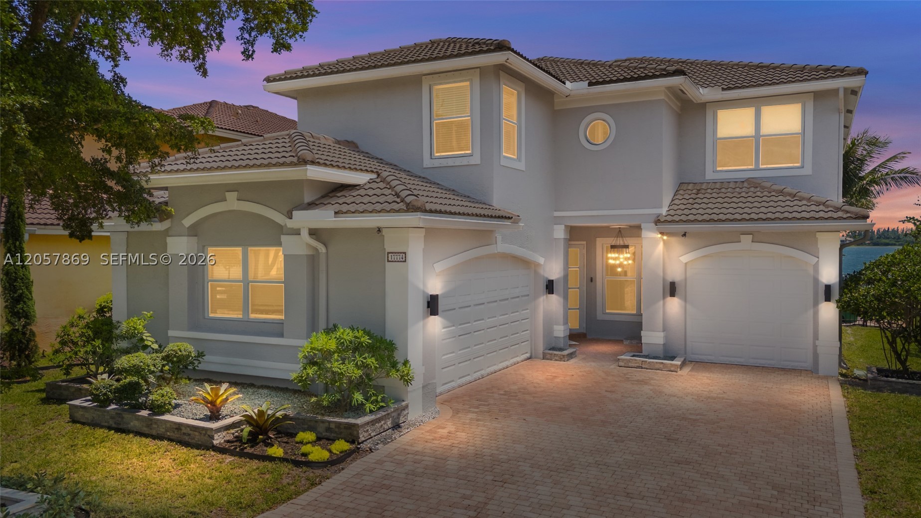 Miramar photo 2