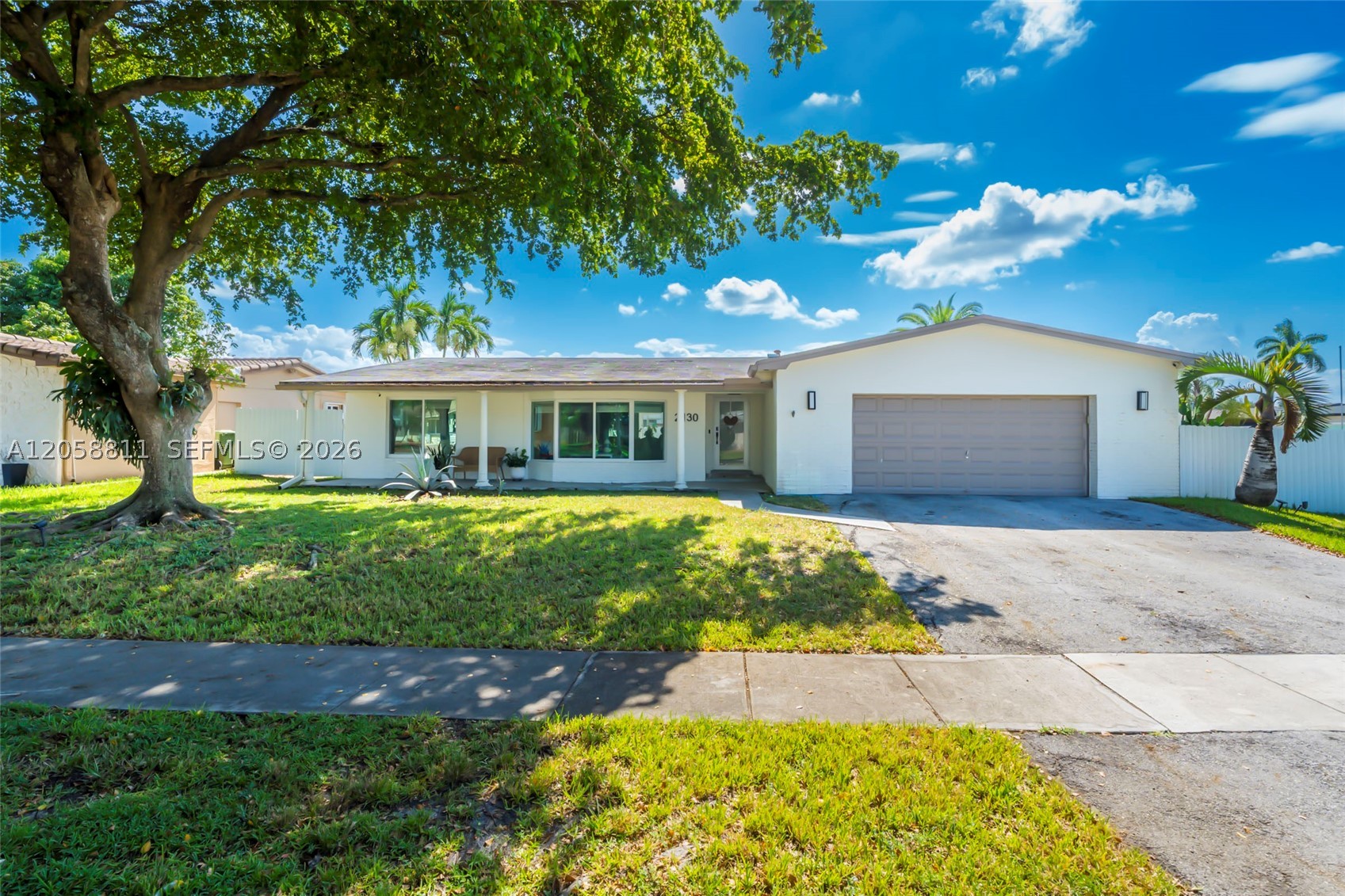 Pembroke Pines photo 1