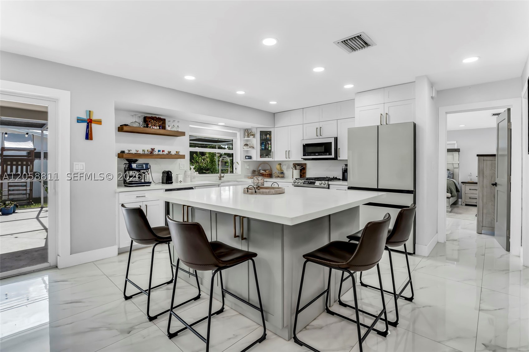 Pembroke Pines photo 2