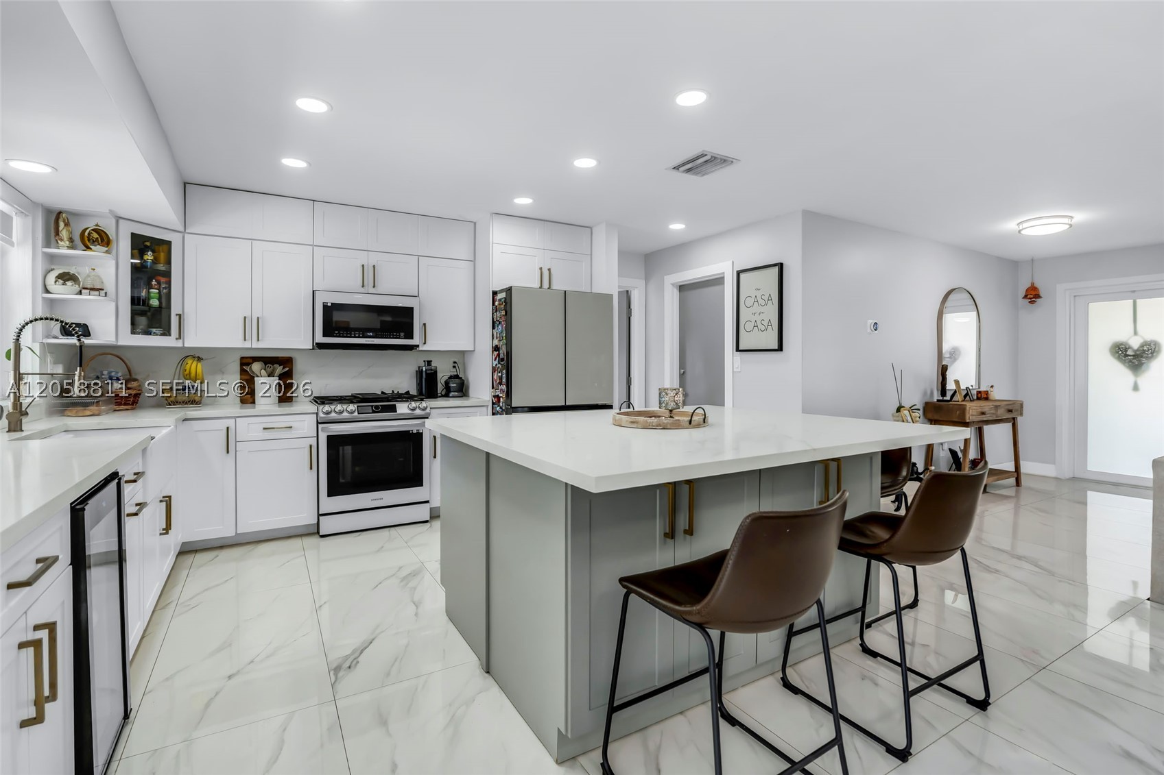 Pembroke Pines photo 3