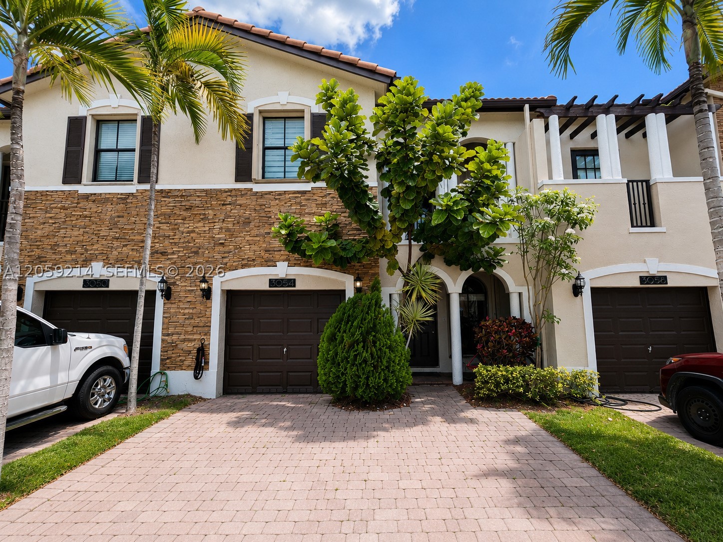Doral photo 2