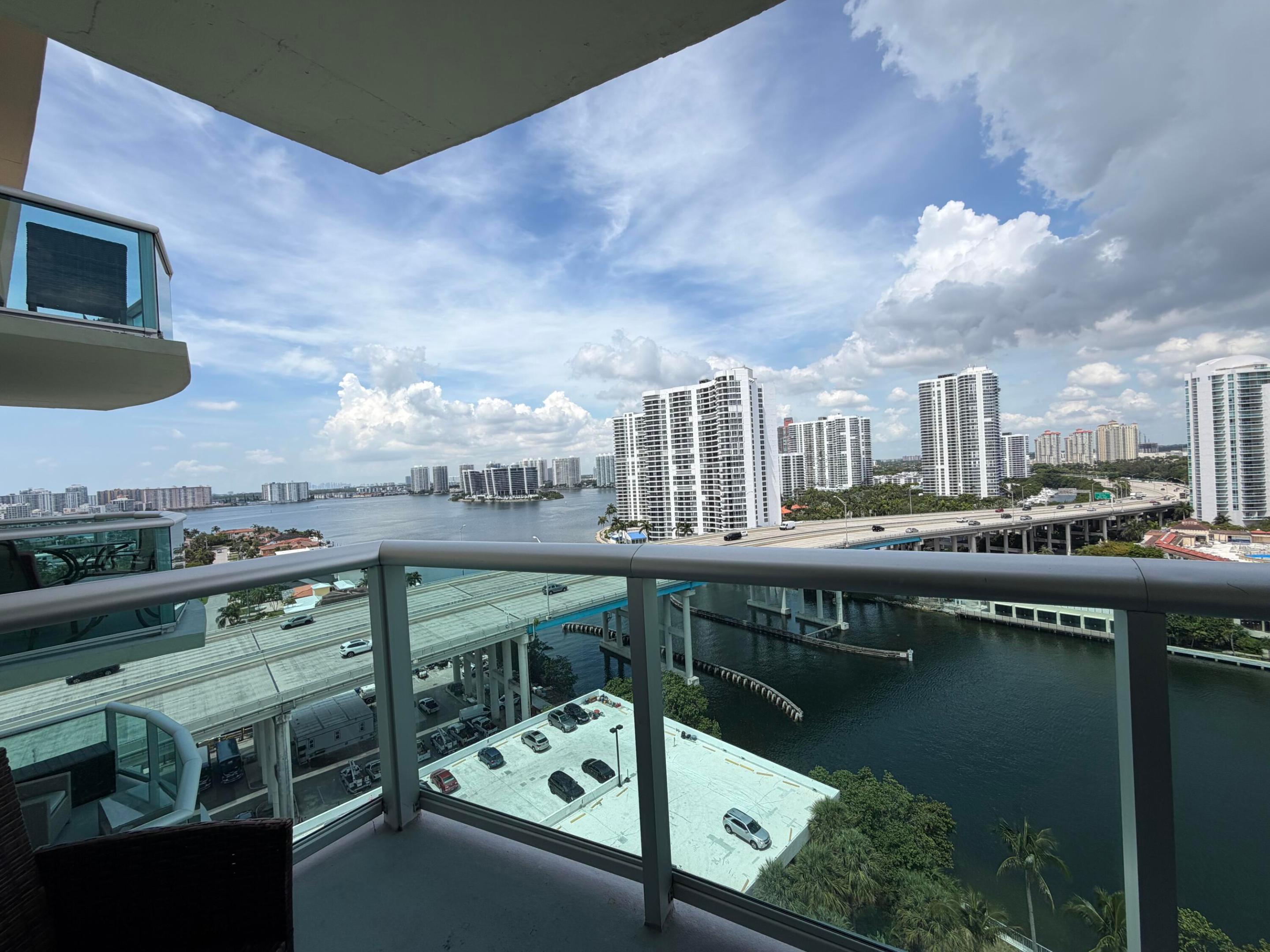 Sunny Isles Beach photo 1