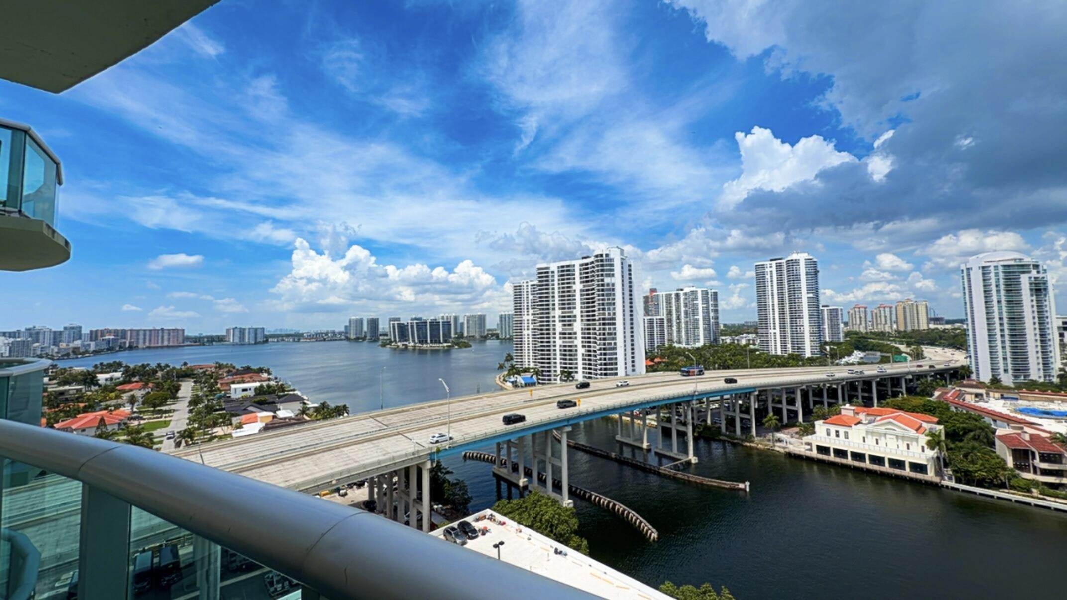 Sunny Isles Beach photo 2