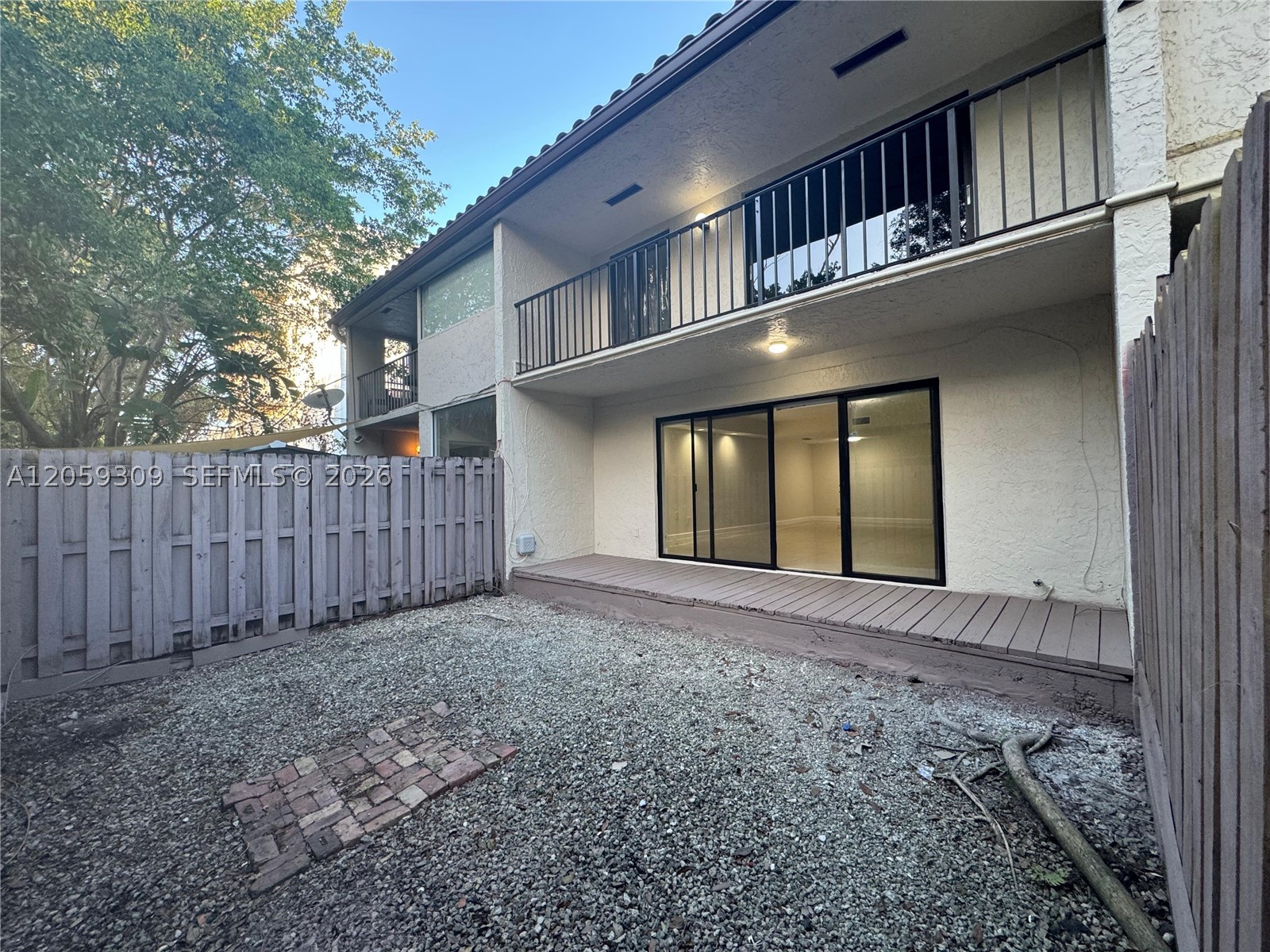 North Miami Beach photo 2