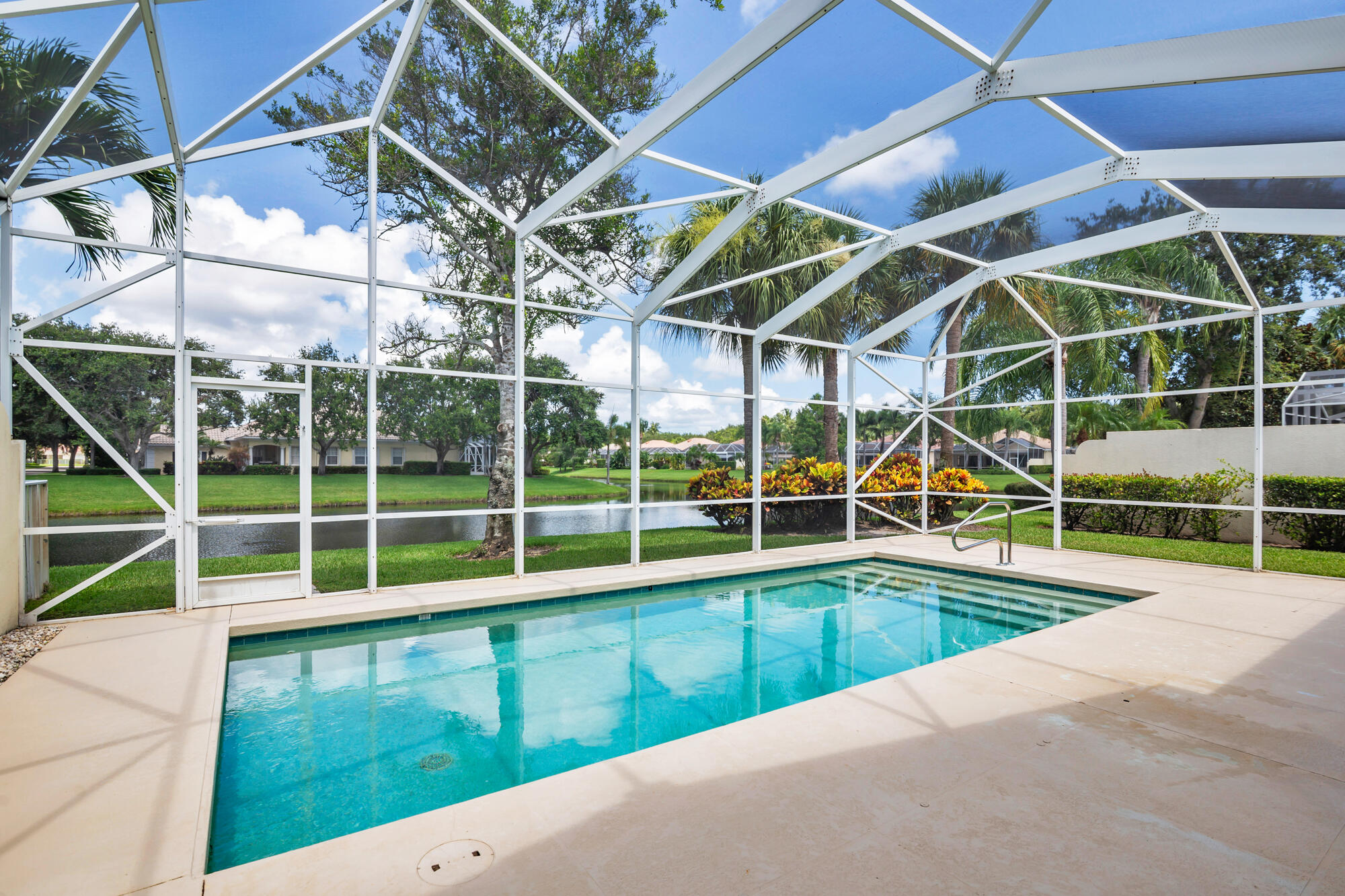 Palm Beach Gardens photo 1