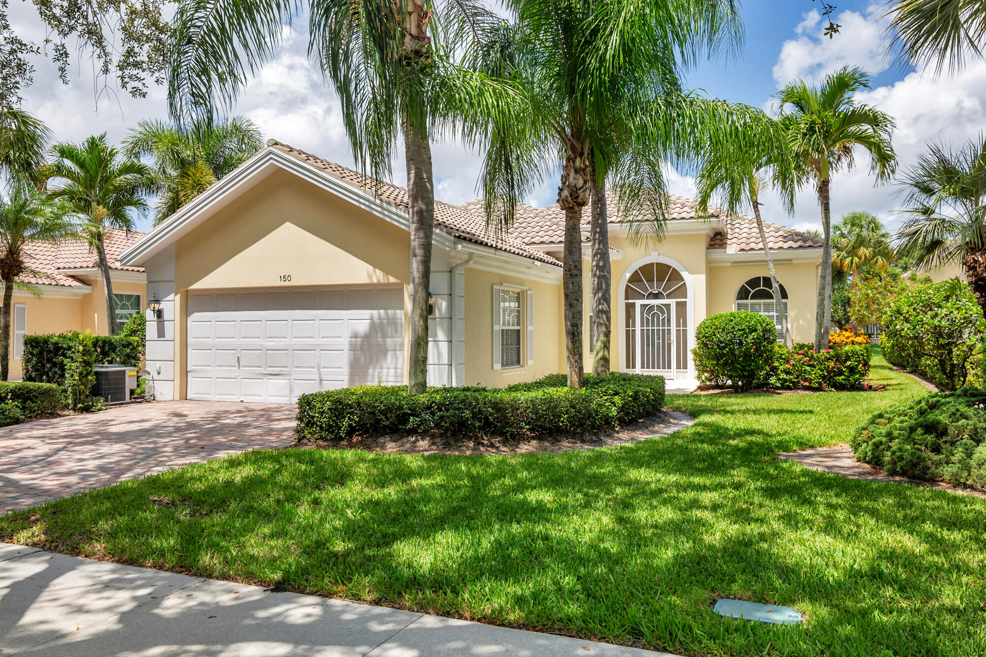 Palm Beach Gardens photo 2
