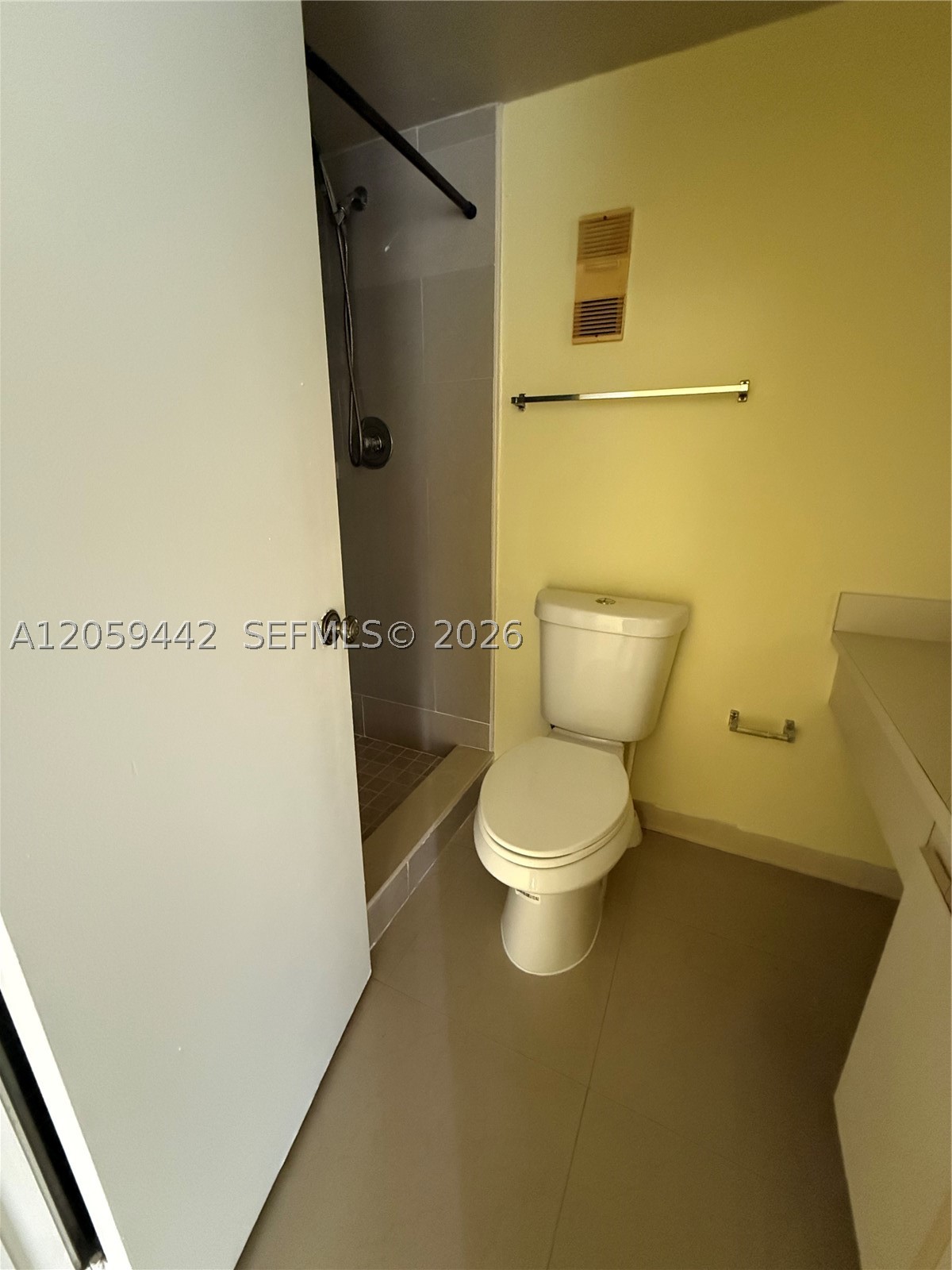 Miramar photo 4