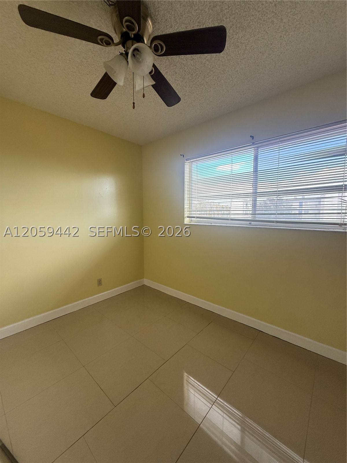 Miramar photo 5
