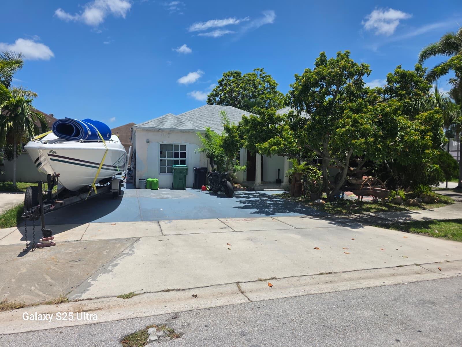 Miami photo 1