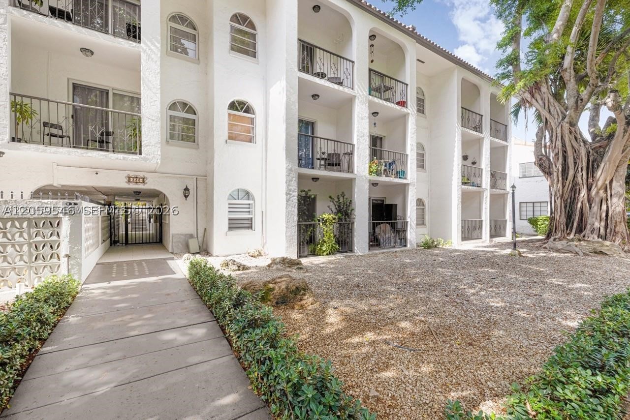 Coral Gables photo 2