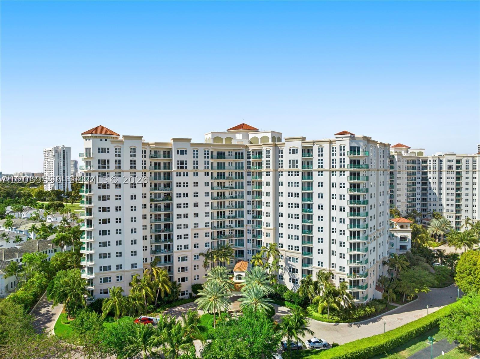 Aventura photo 1