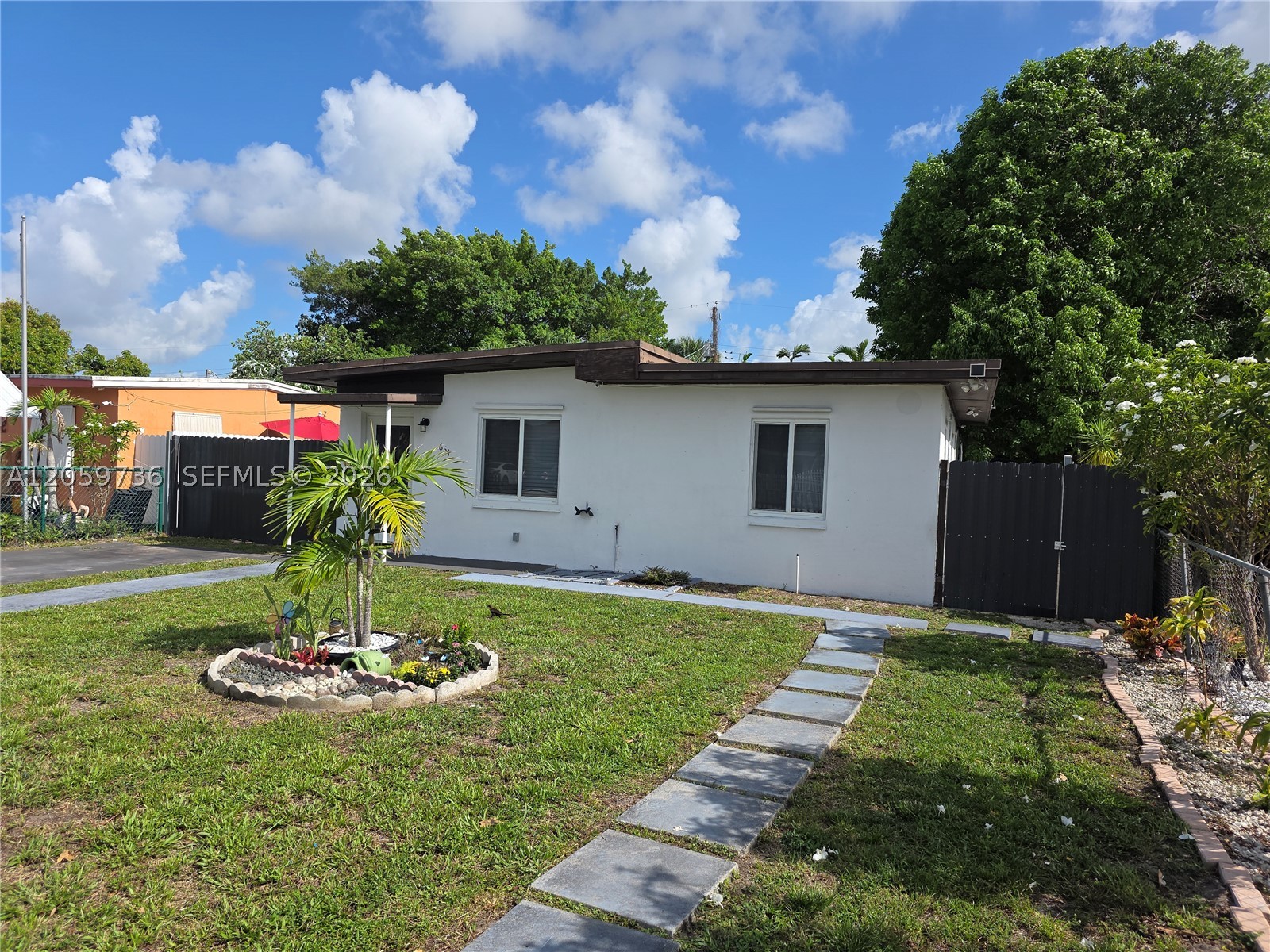 Hialeah photo 3