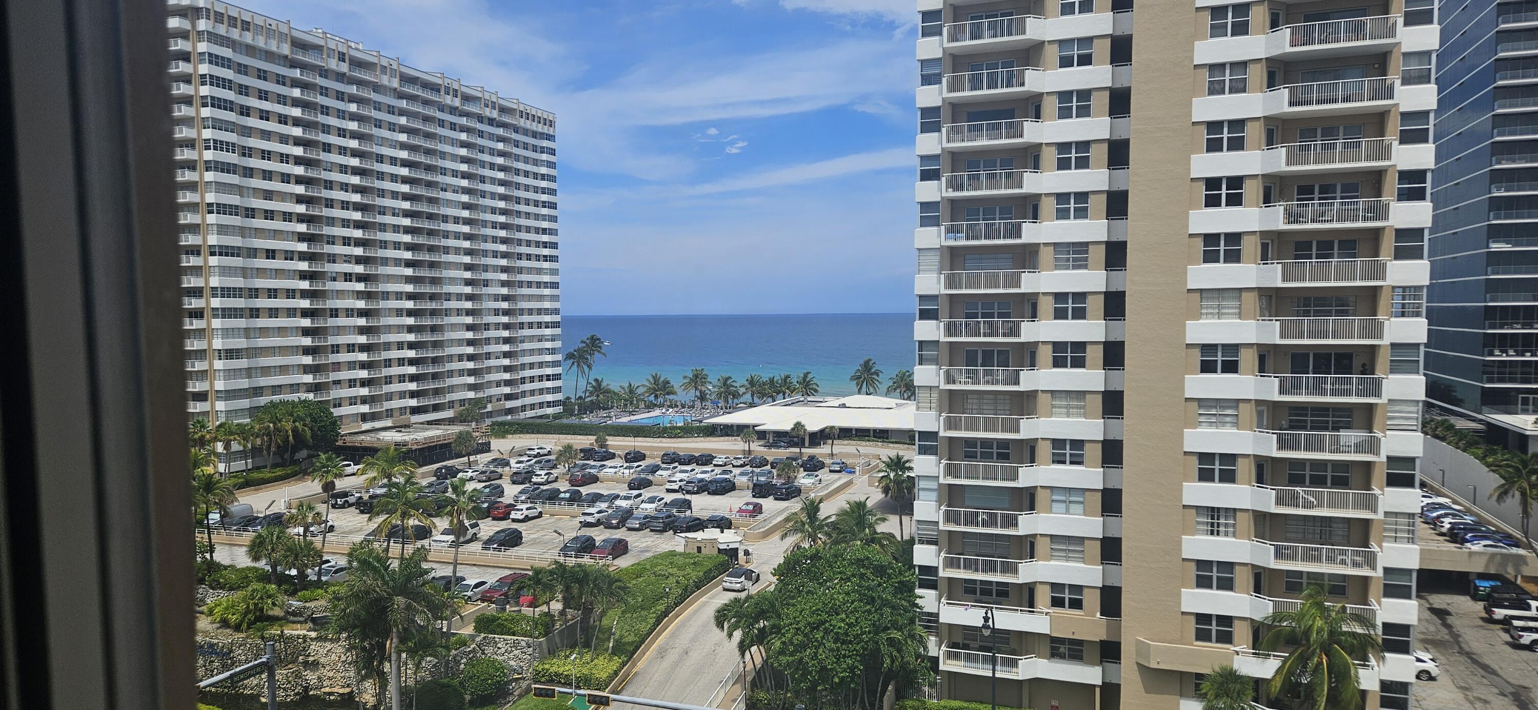 Hallandale Beach photo 2