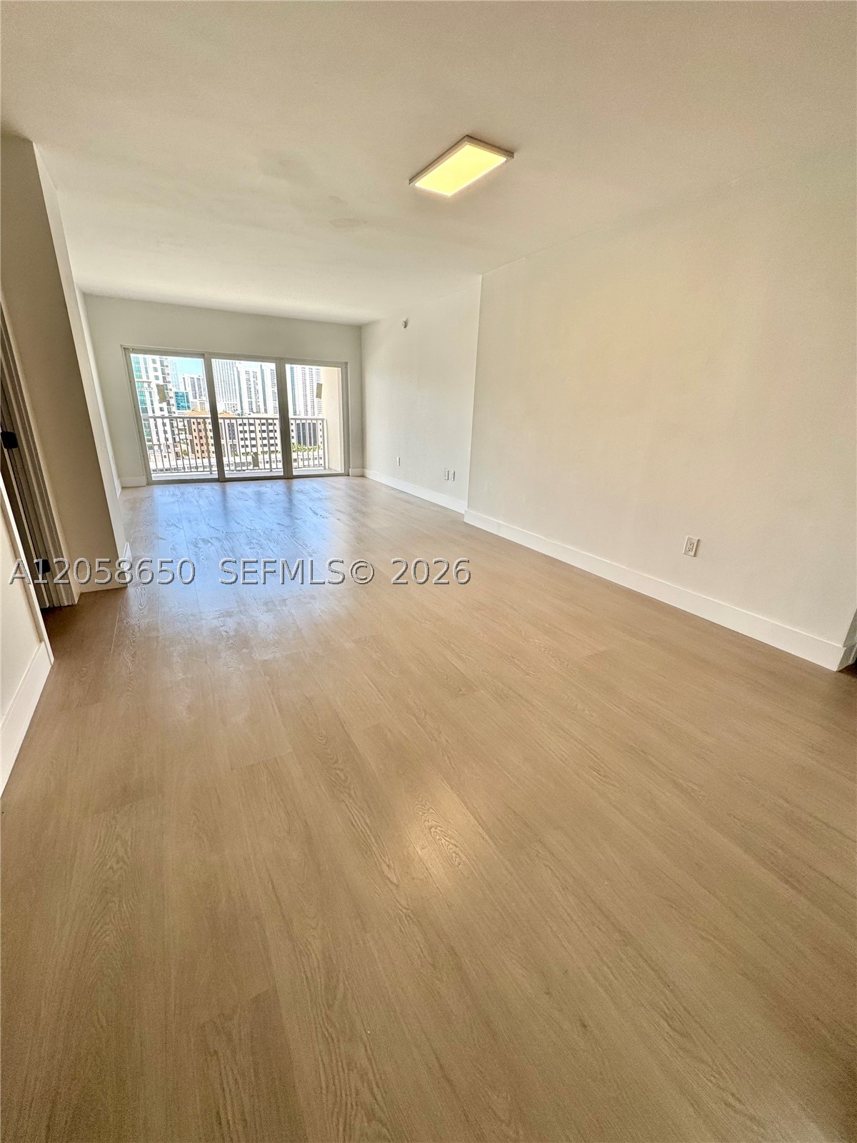 Sunny Isles Beach photo 2