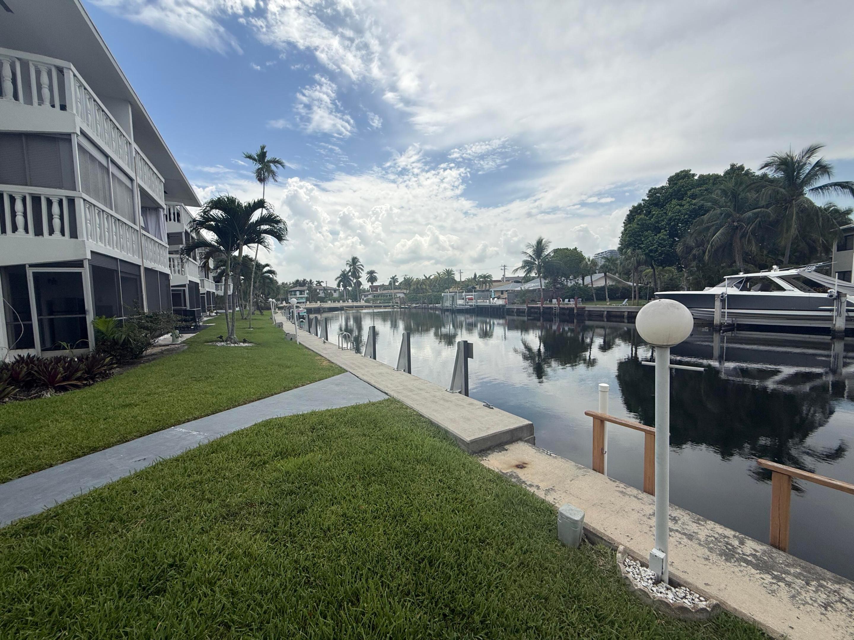 Hallandale Beach photo 4