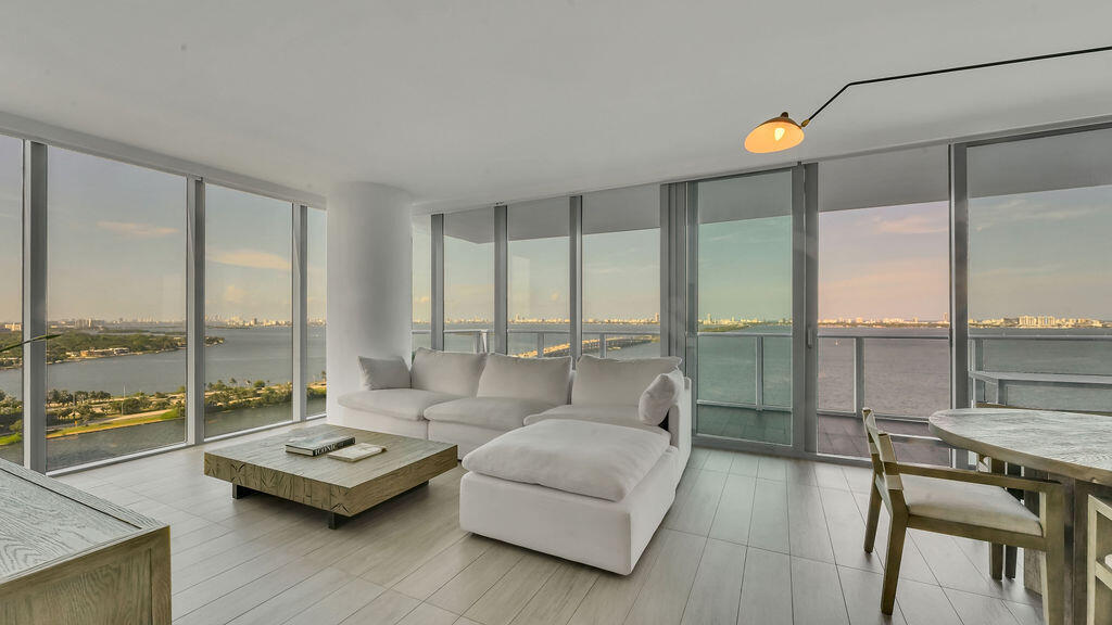 Miami photo 1