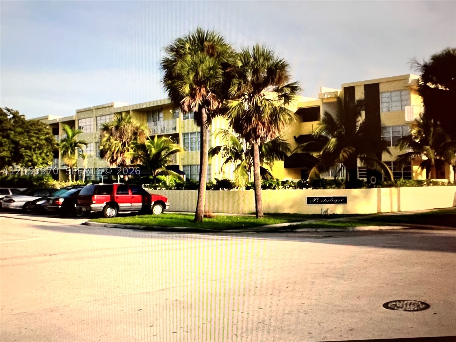 North Miami Beach photo 1
