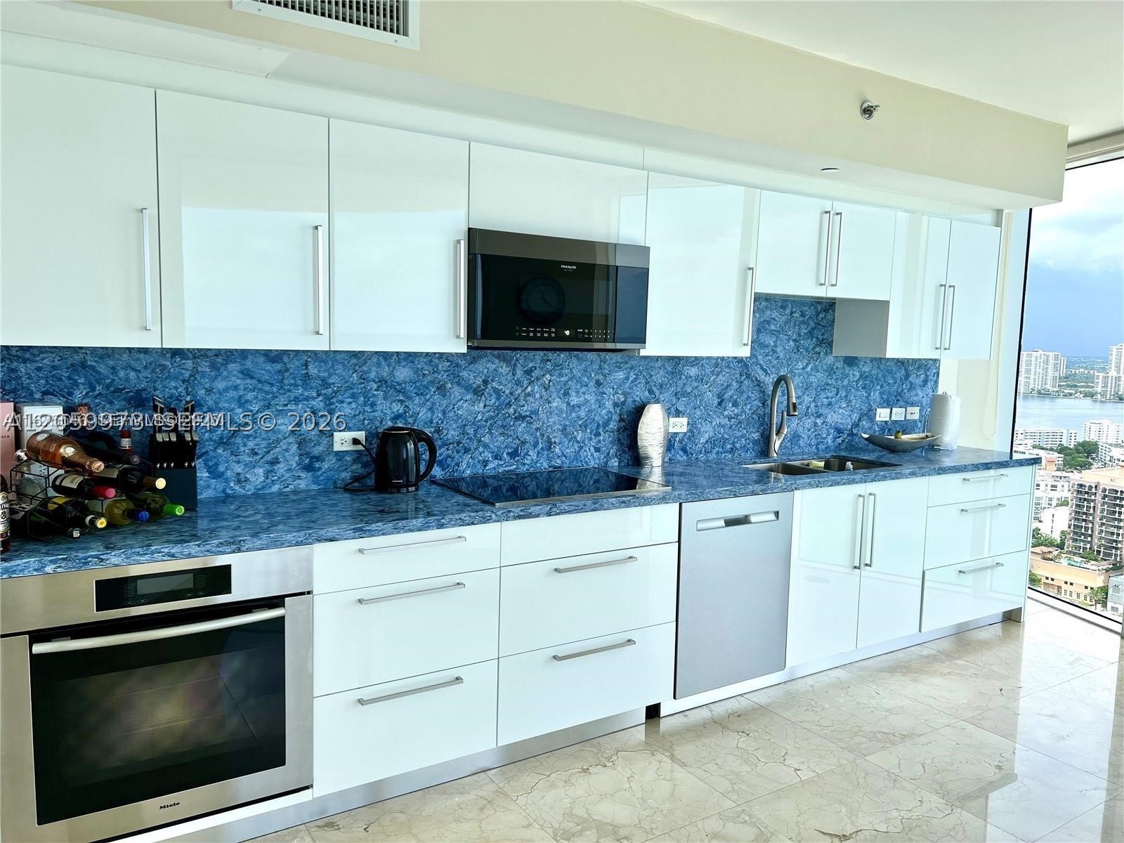 Sunny Isles Beach photo 5