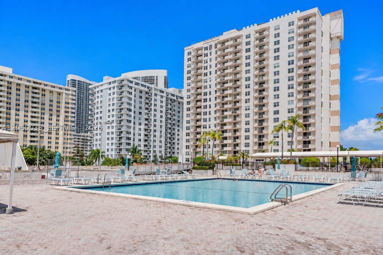 Hallandale Beach photo 1