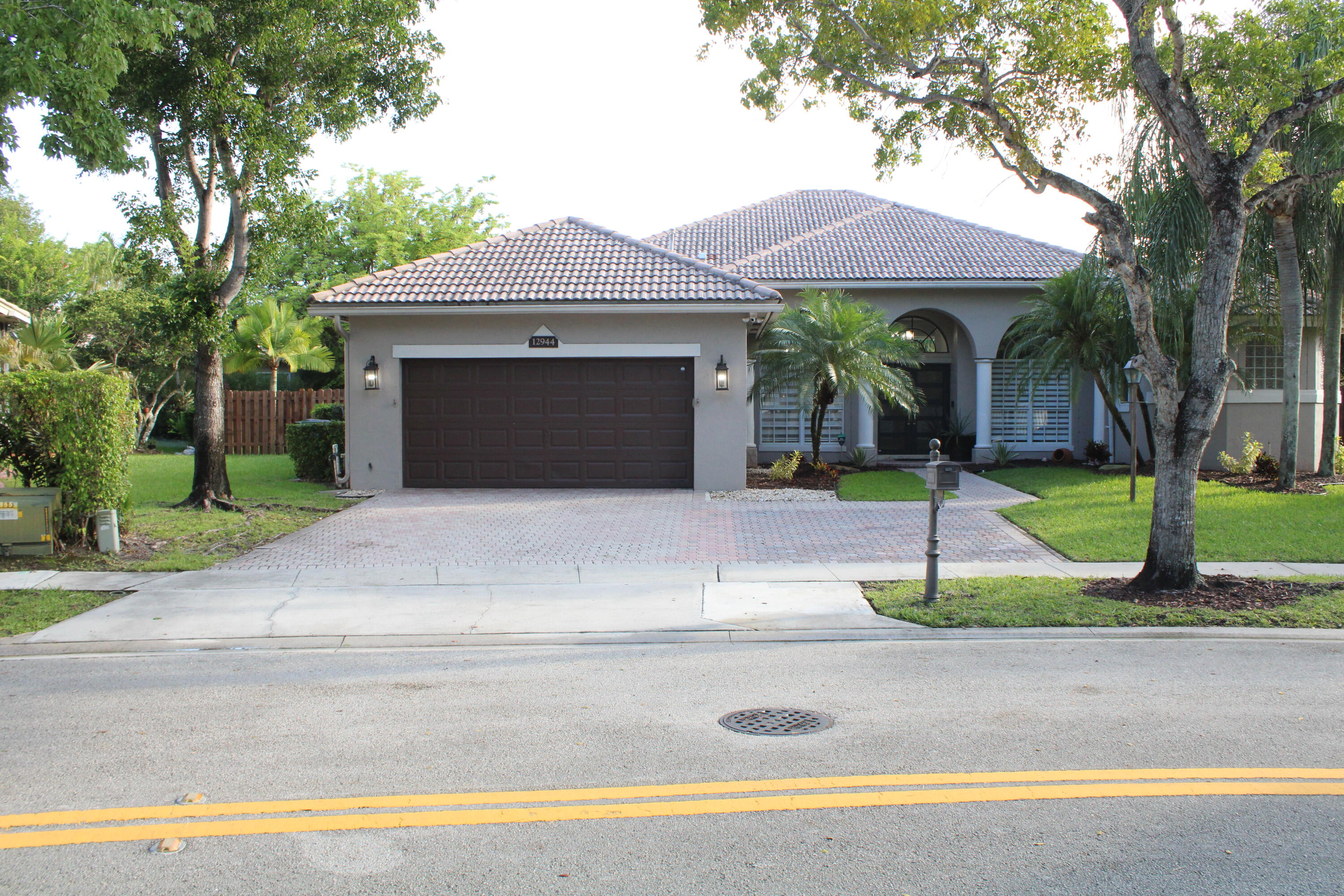 Pembroke Pines photo 5