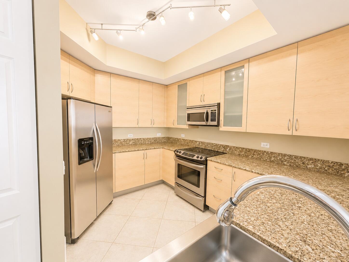 Wilton Manors photo 3