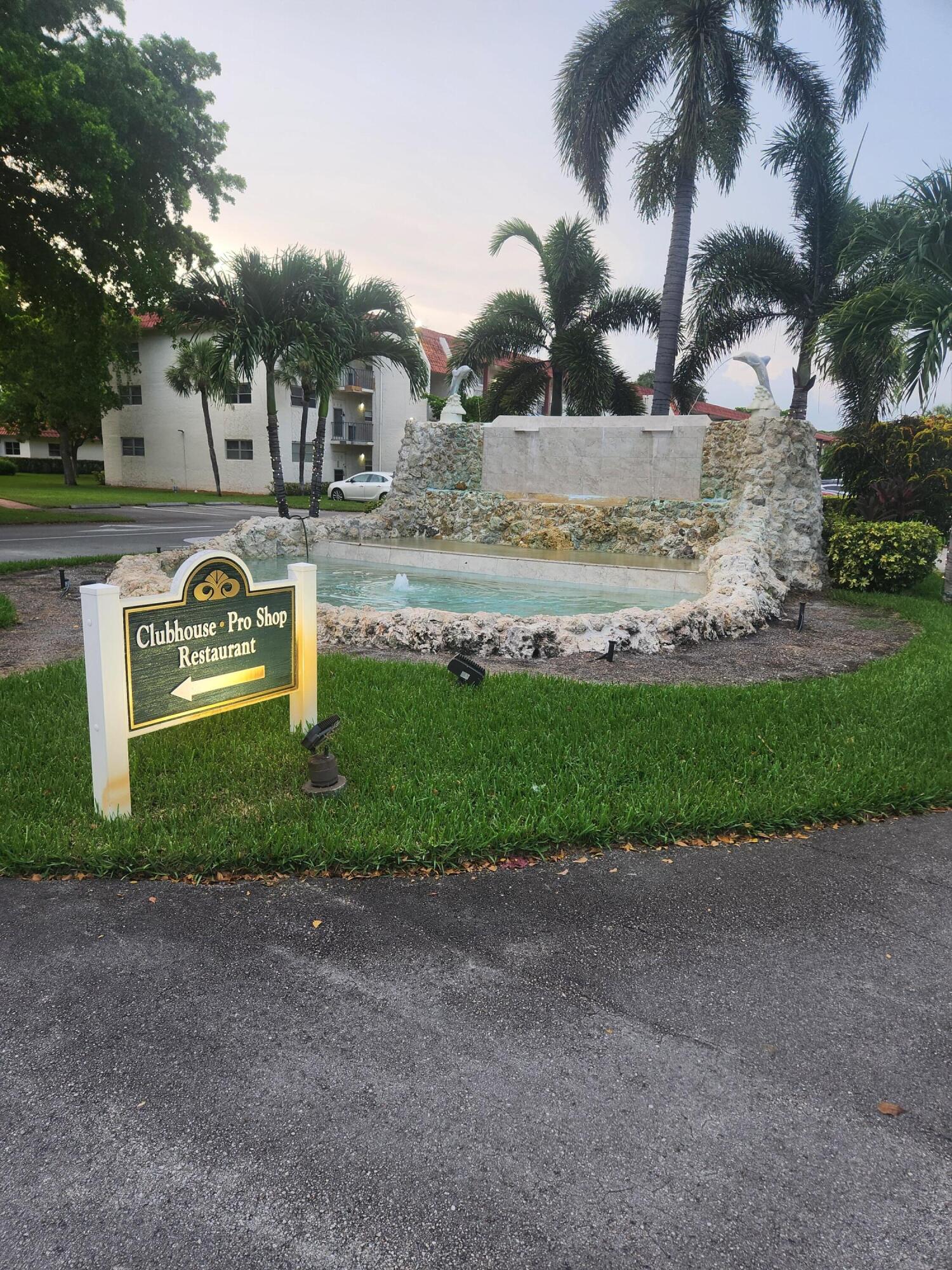Pembroke Pines photo 3