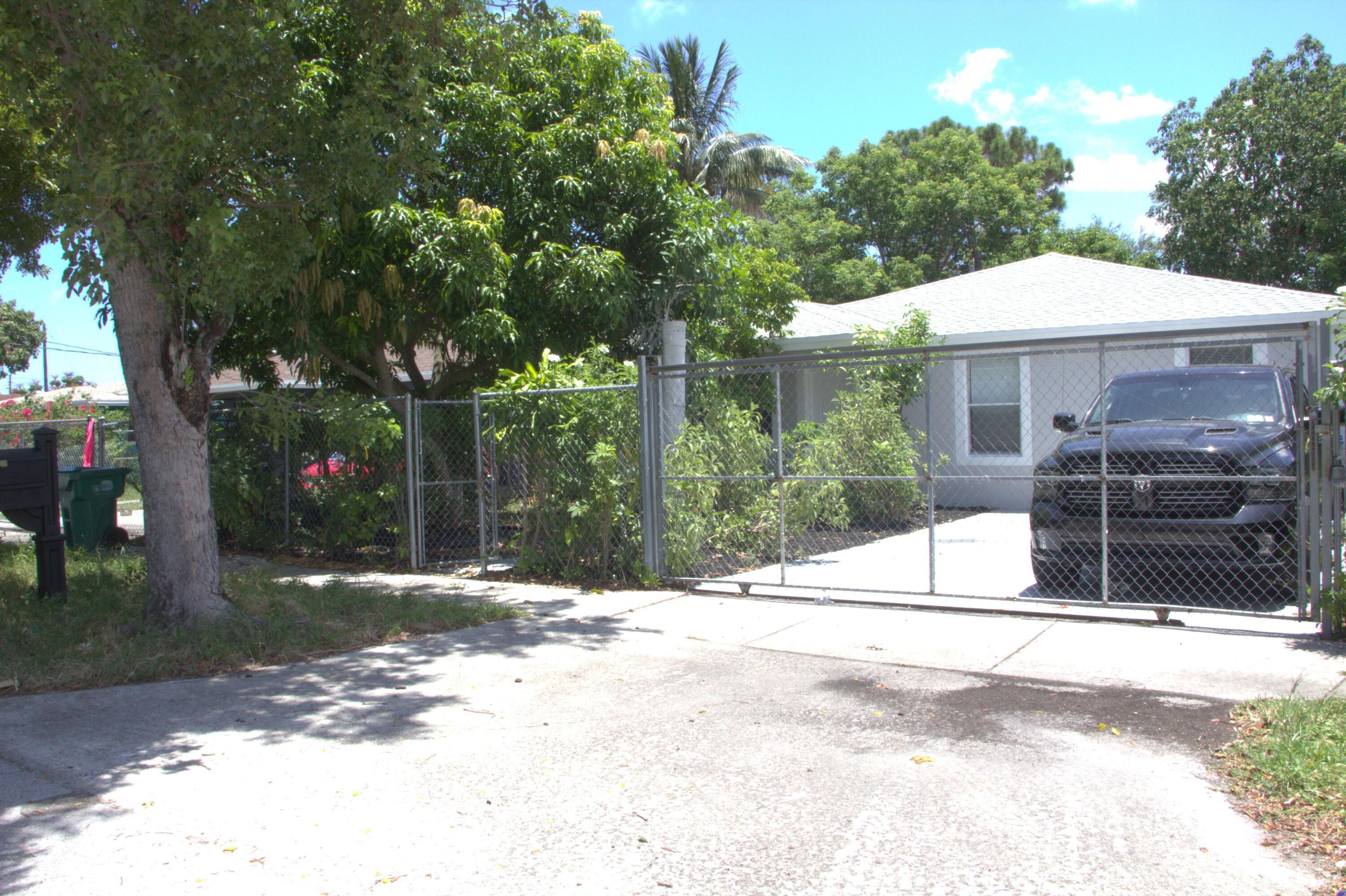 Miami Gardens photo 4