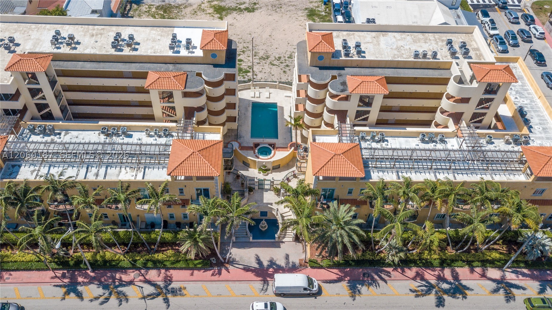 Surfside photo 3