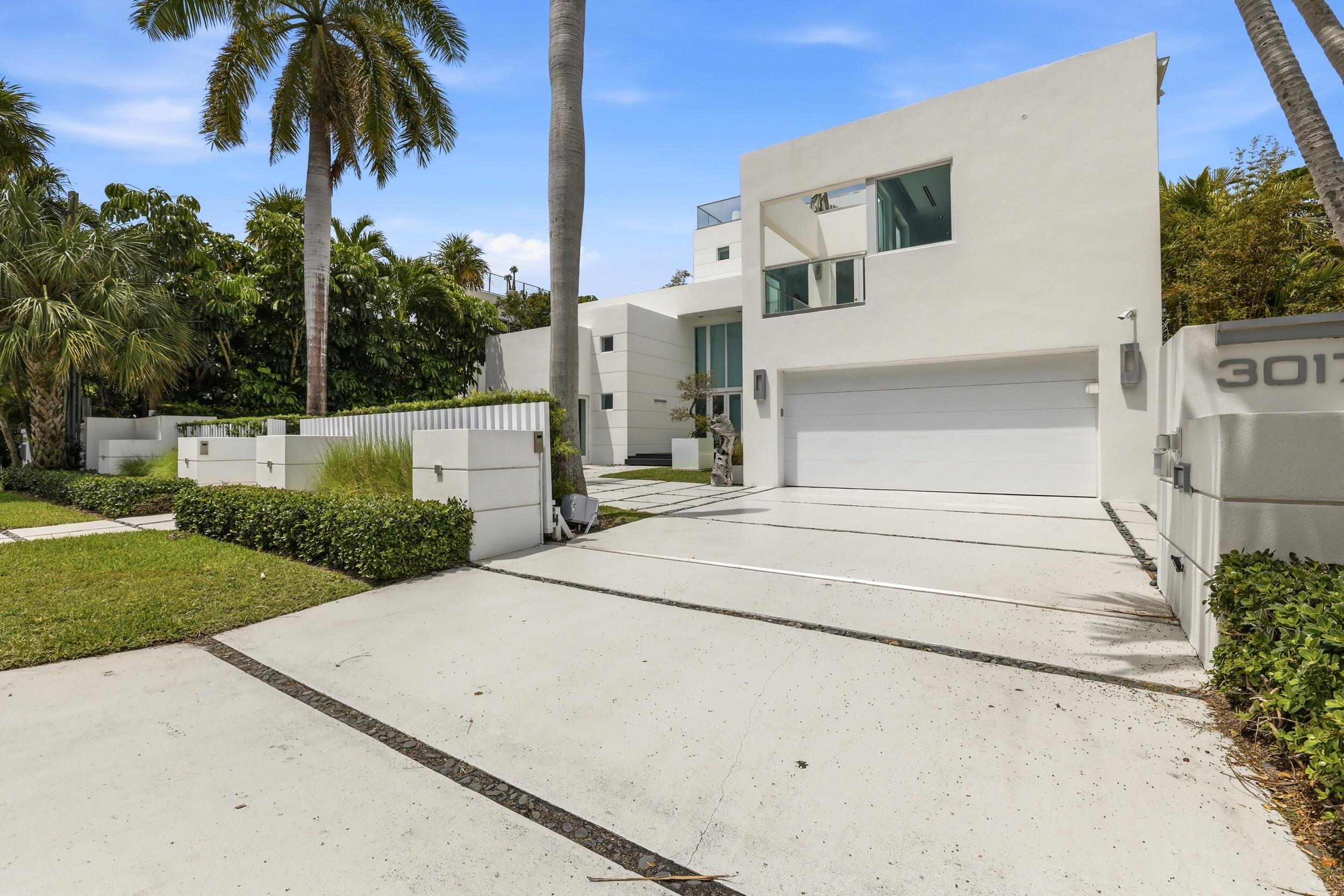 Fort Lauderdale photo 1