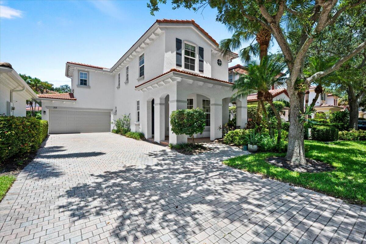 Palm Beach Gardens photo 1