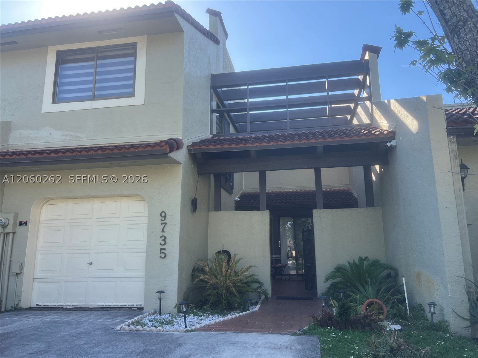 Doral photo 2