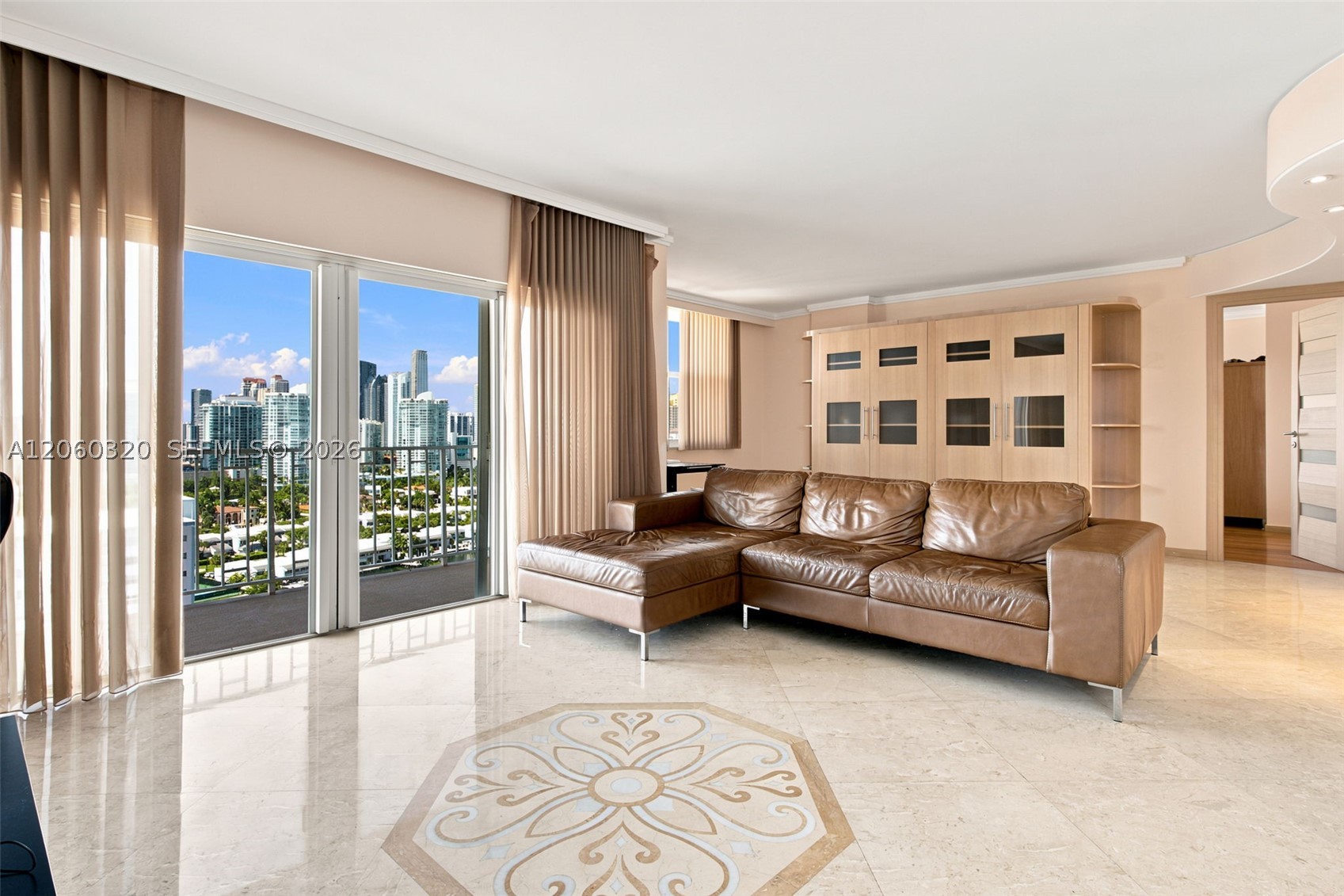 Sunny Isles Beach photo 1