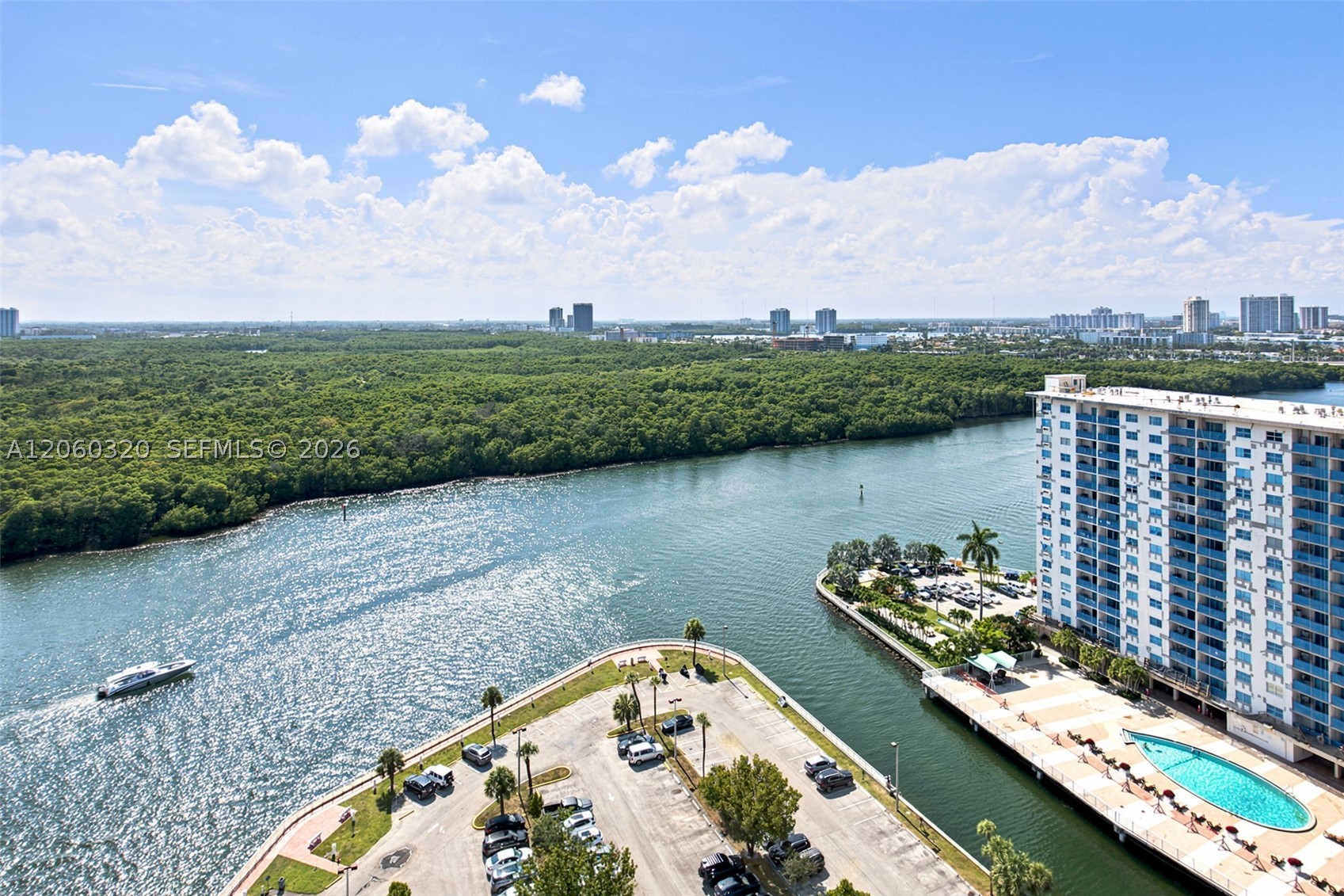 Sunny Isles Beach photo 2